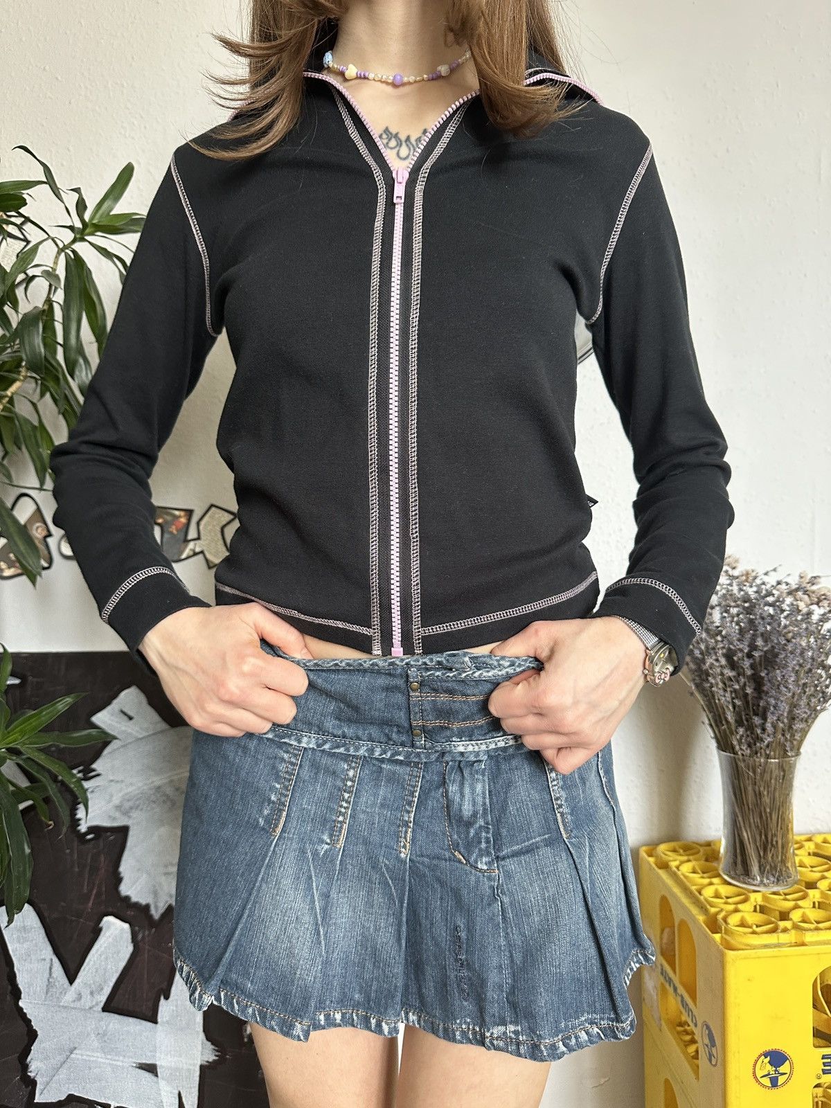 Japanese Brand × Vintage Sporty Zip Contrast Stitch Hieroglyphics Tracksuit Pullover Size S / US 4 / IT 40 - 2 Thumbnail