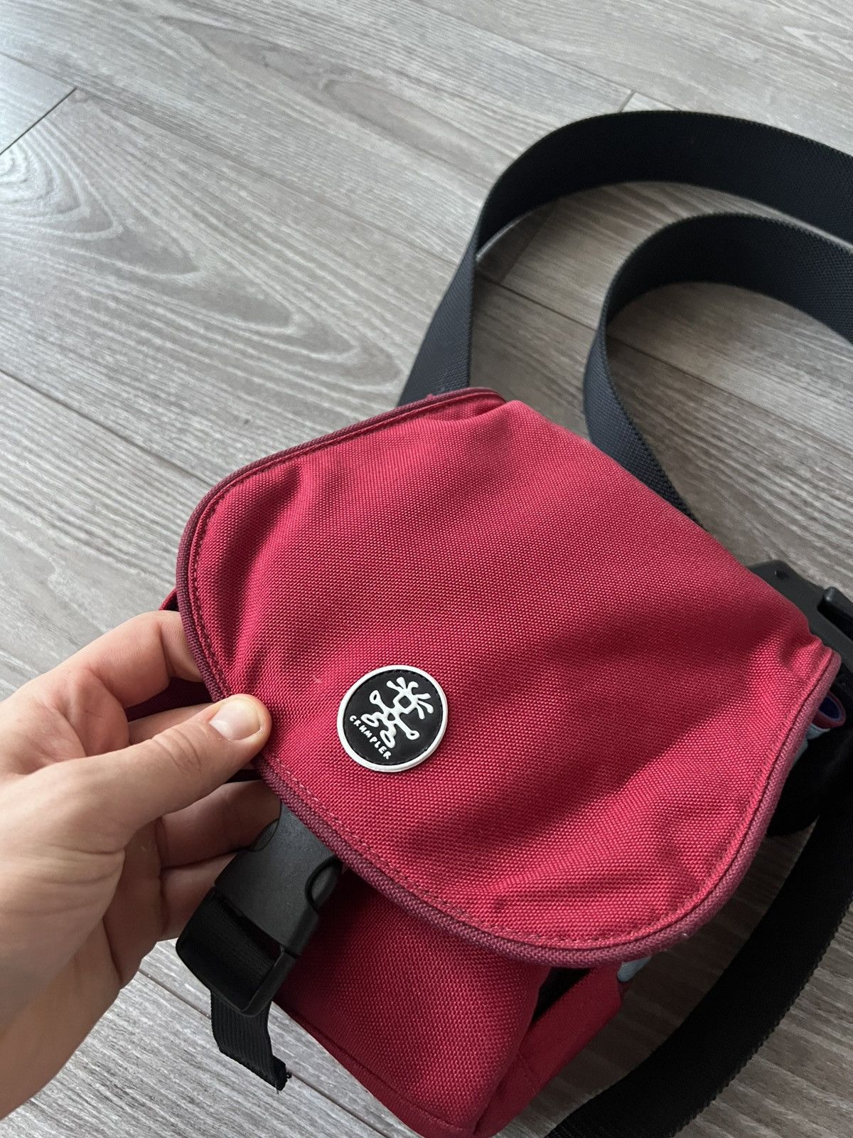 Crumpler ‼️Crumpler Vintage Stamp Claimer Avant Garde Bens Pizza Bag‼️ Size ONE SIZE - 2 Thumbnail
