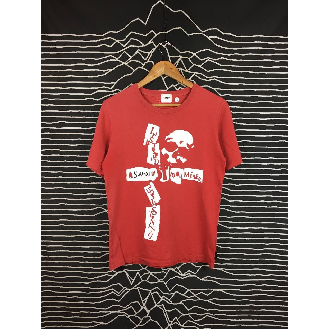 Japanese Brand Takeo Kikuchi Distorted Skull Avant Garde Design Tee Size US S / EU 44-46 / 1 - 2 Thumbnail