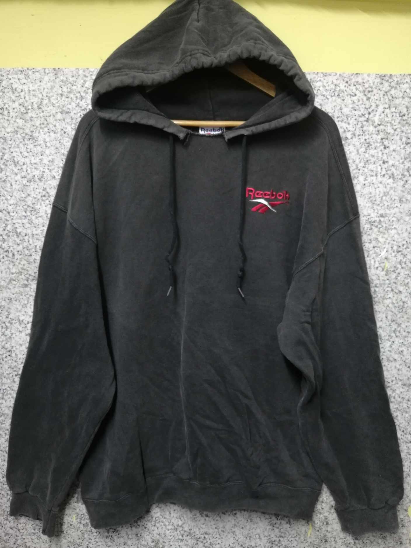Rap Tees × Reebok × Vintage 90s Reebok Vintage Sweatshirt Very Rare Size US L / EU 52-54 / 3 - 1 Thumbnail