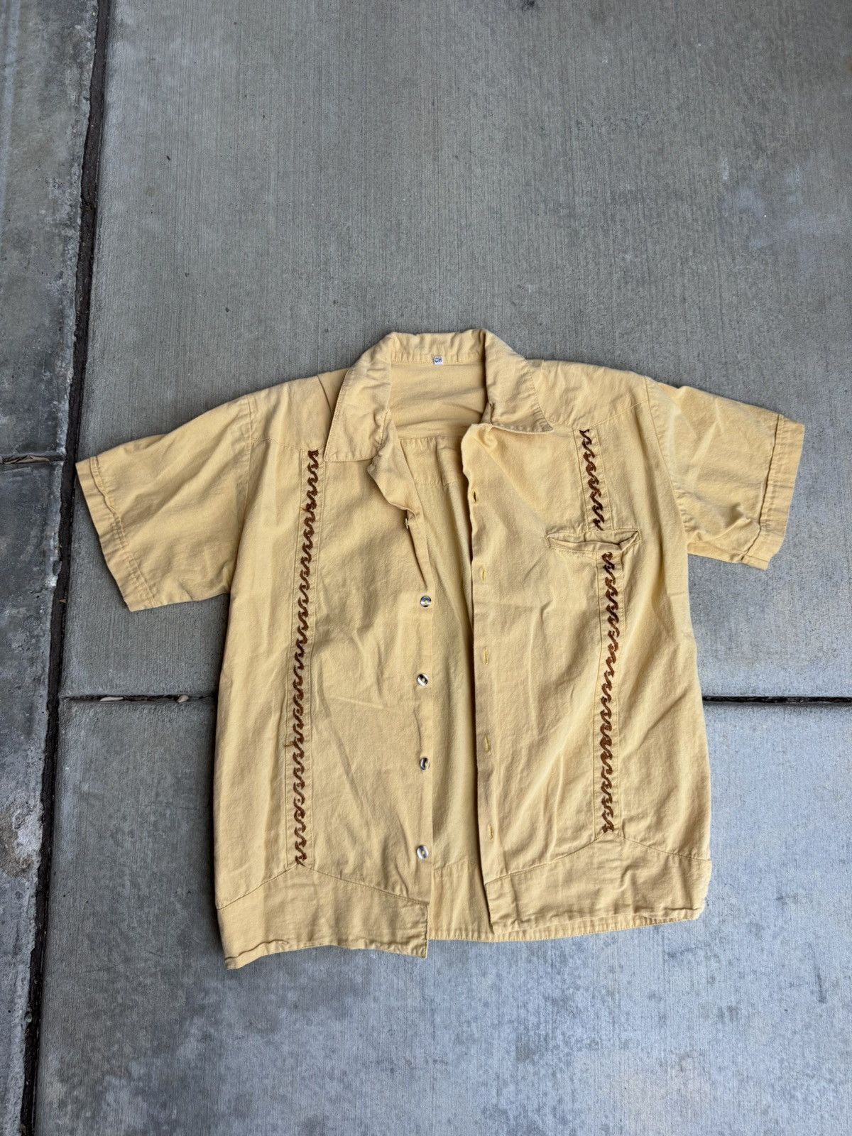 Vintage Yellow button up shirt Size US S / EU 44-46 / 1 - 1 Thumbnail