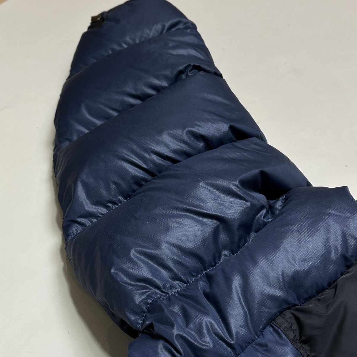 The North Face Vintage The North Face navy 700 Nuptse Korea Down Jacket Size US XS / EU 42 / 0 - 4 Thumbnail