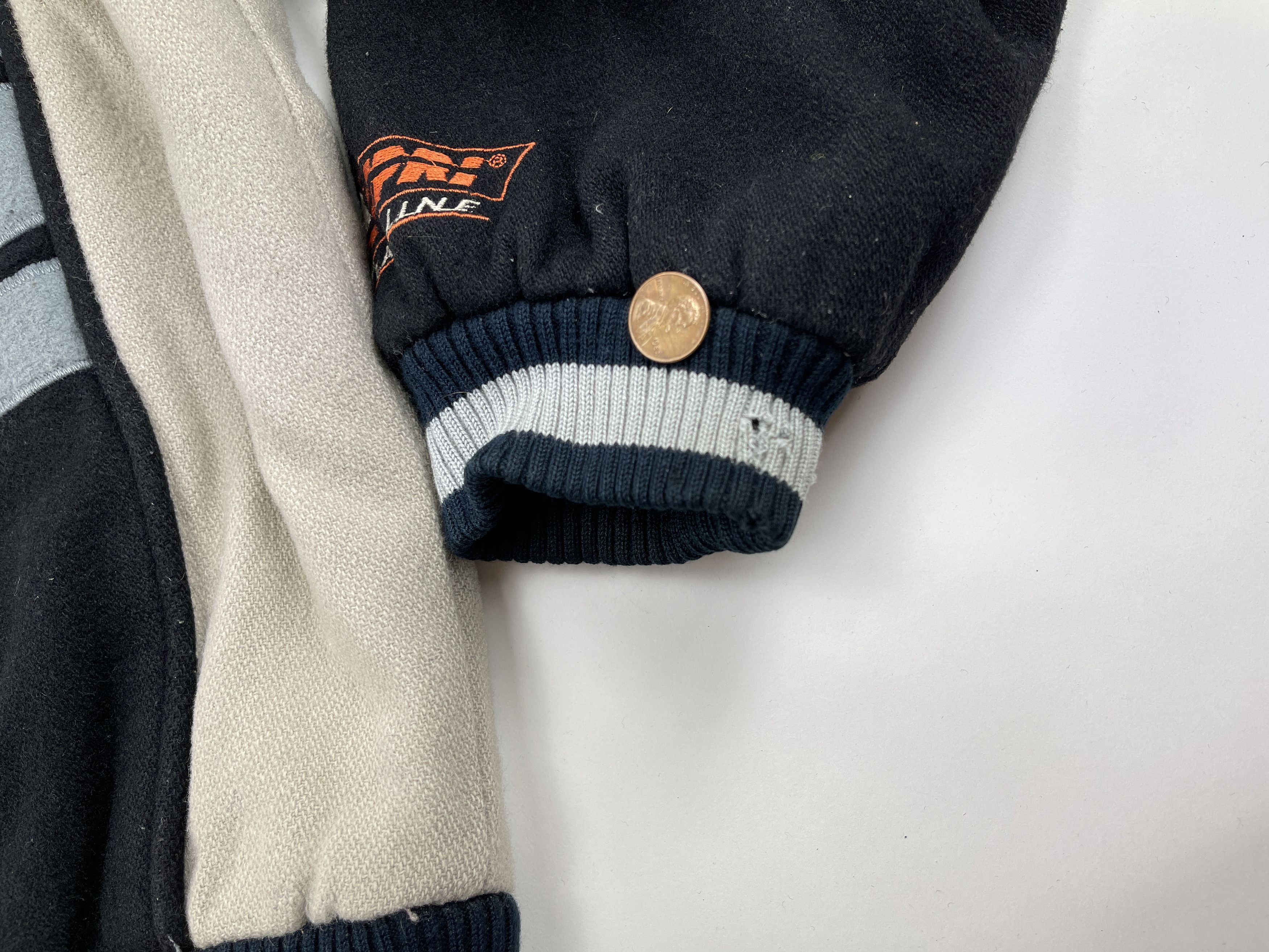 NHL NHL Los Angeles Kings jacket, Campri Teamline, vintage 90s L Size US L / EU 52-54 / 3 - 19 Thumbnail