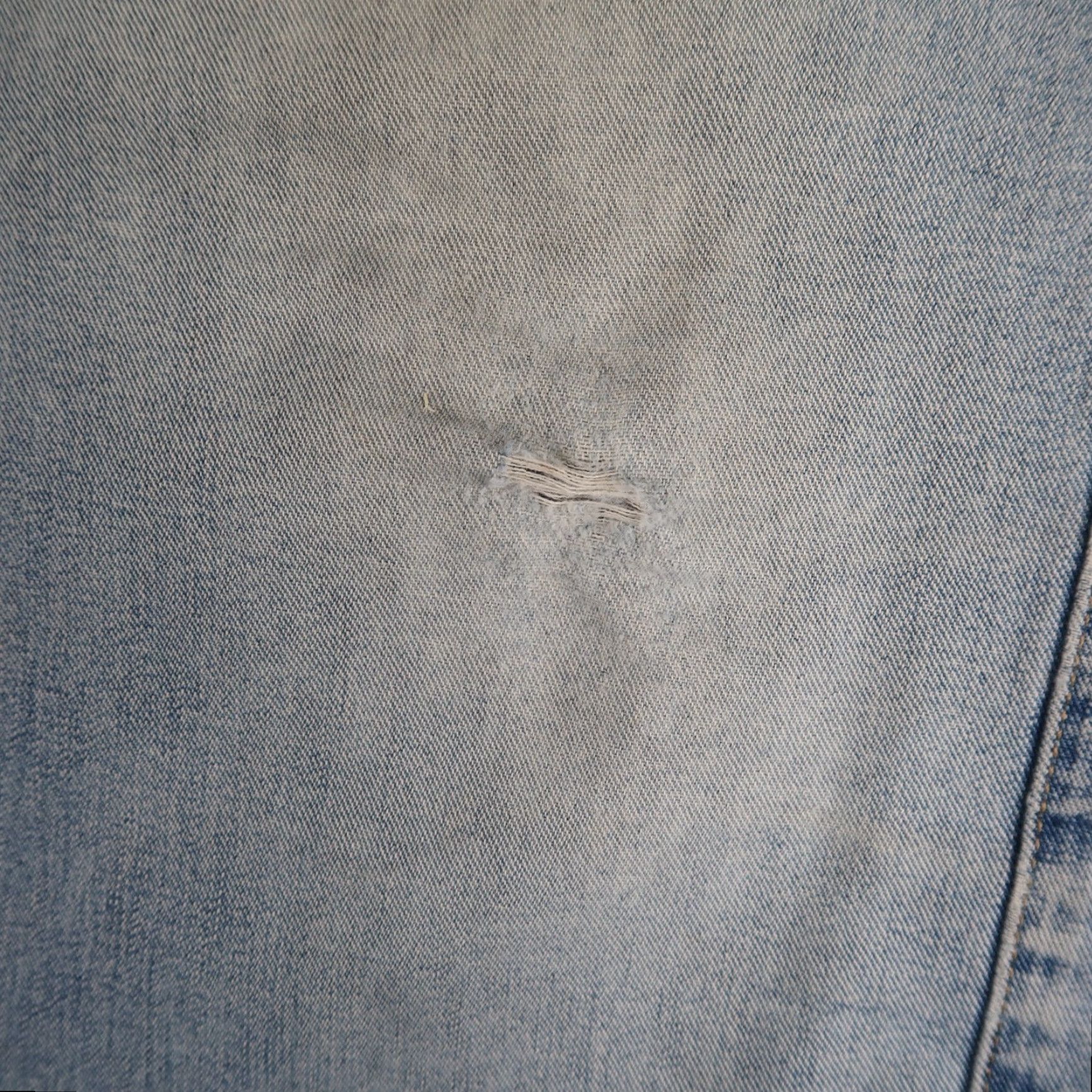 Ermenegildo Zegna VINTAGE Ermenegildo Zegna Jeans Men’s 38 Regular Denim Blue 5-Pocket Straight Fit Made in Italy Mens Jeans 38" Blue Geographical Theme: City Designer Size US 38 / EU 54 - 6 Thumbnail