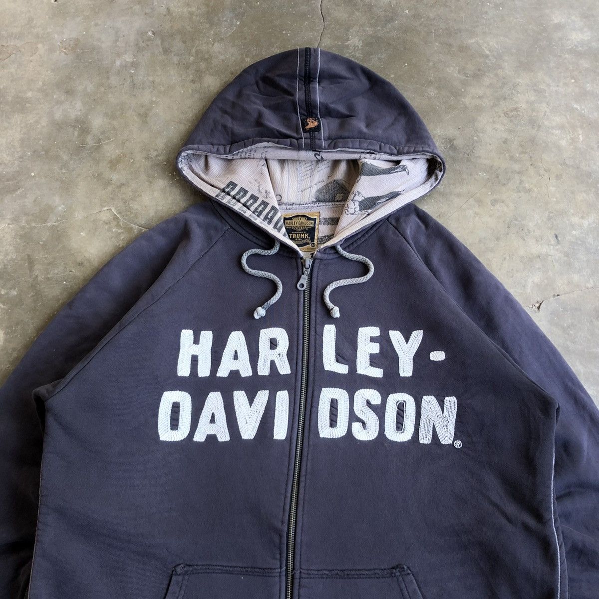Harley Davidson Trashed🔥Vintage Harley Davidson Motorcycle Ziphoodie Size US XL / EU 56 / 4 - 3 Thumbnail