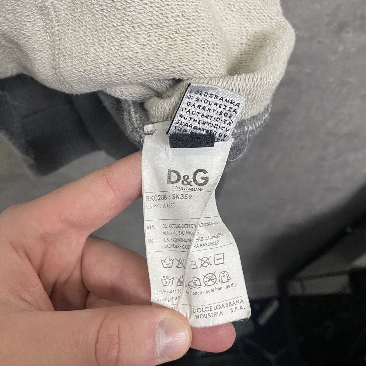 Dolce & Gabbana Vintage Dolce & Gabbana Full Zip Hoodie Metal Logo D&G Size US L / EU 52-54 / 3 - 14 Thumbnail