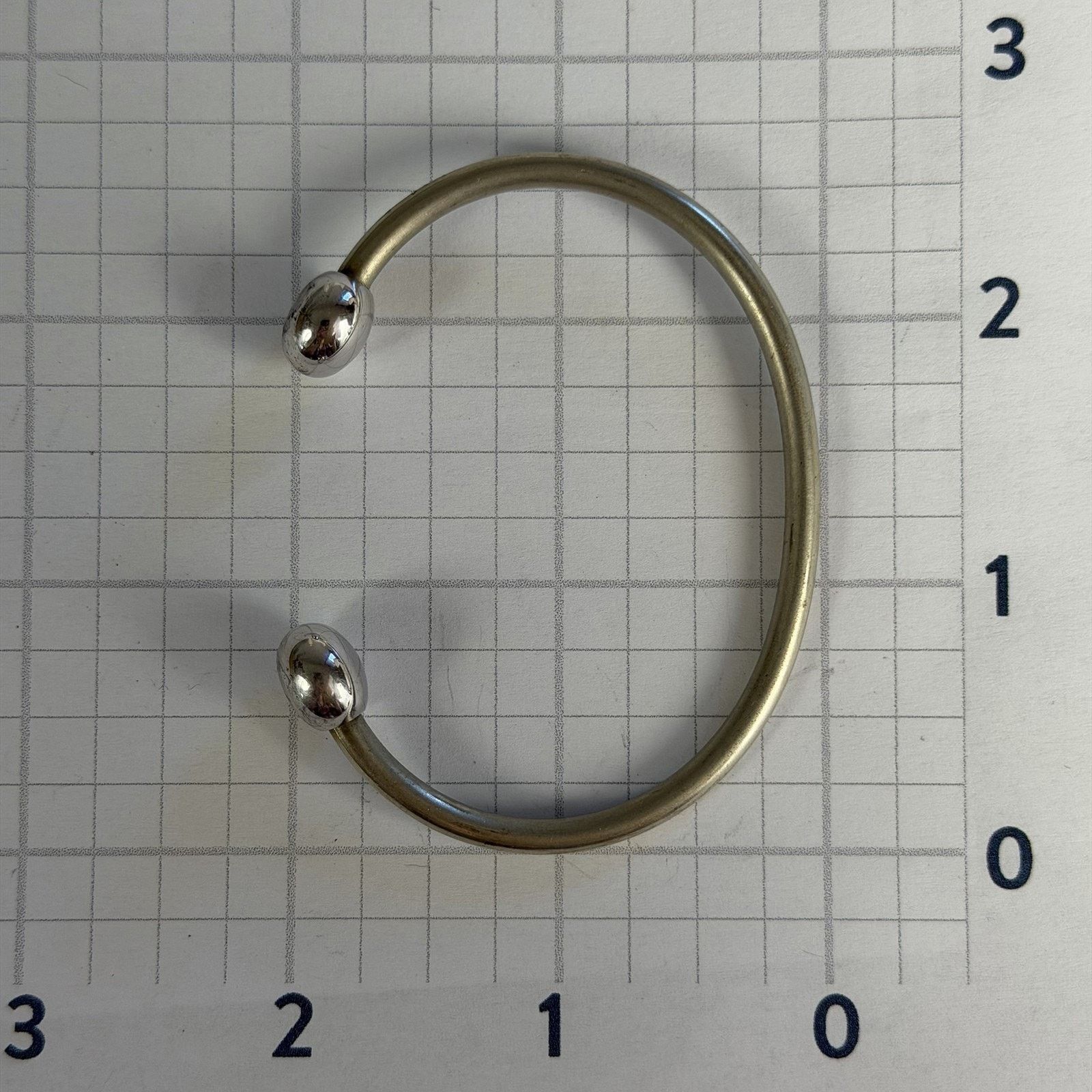 Other 1980s Q-Ray 6.5" Open Bangle Stainless Steel Health Bracelet Size ONE SIZE - 5 Thumbnail