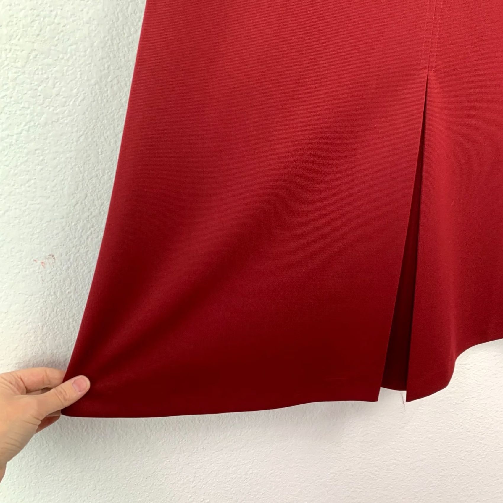 Vintage Vintage Red Burgundy Midi Polyester Career Skirt 12 USA 1970s Secretary/Geek Women Mens Girls Size 34" / US 12 / IT 48 - 2 Thumbnail