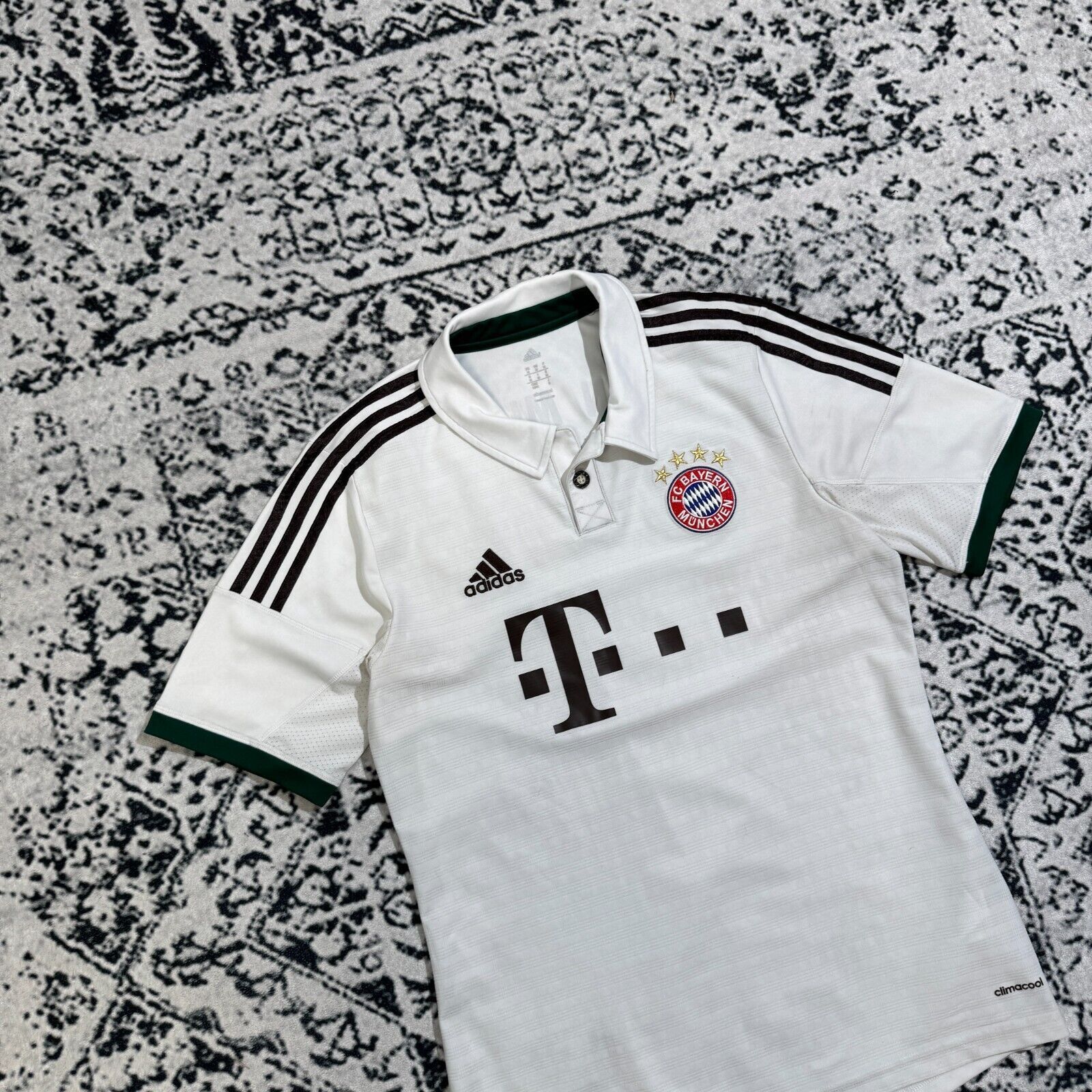 Adidas × Vintage Adidas White Polyester Jersey T-Shirt Size M Bayern Munchen Size US M / EU 48-50 / 2 - 4 Thumbnail