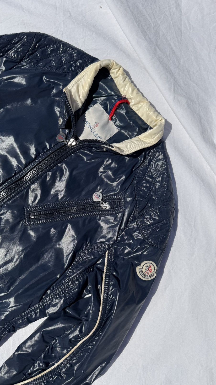 Moncler Moncler Glossy Nylon Jacket Navy Size 3 (Fits S/M) Size M / US 6-8 / IT 42-44 - 7 Thumbnail