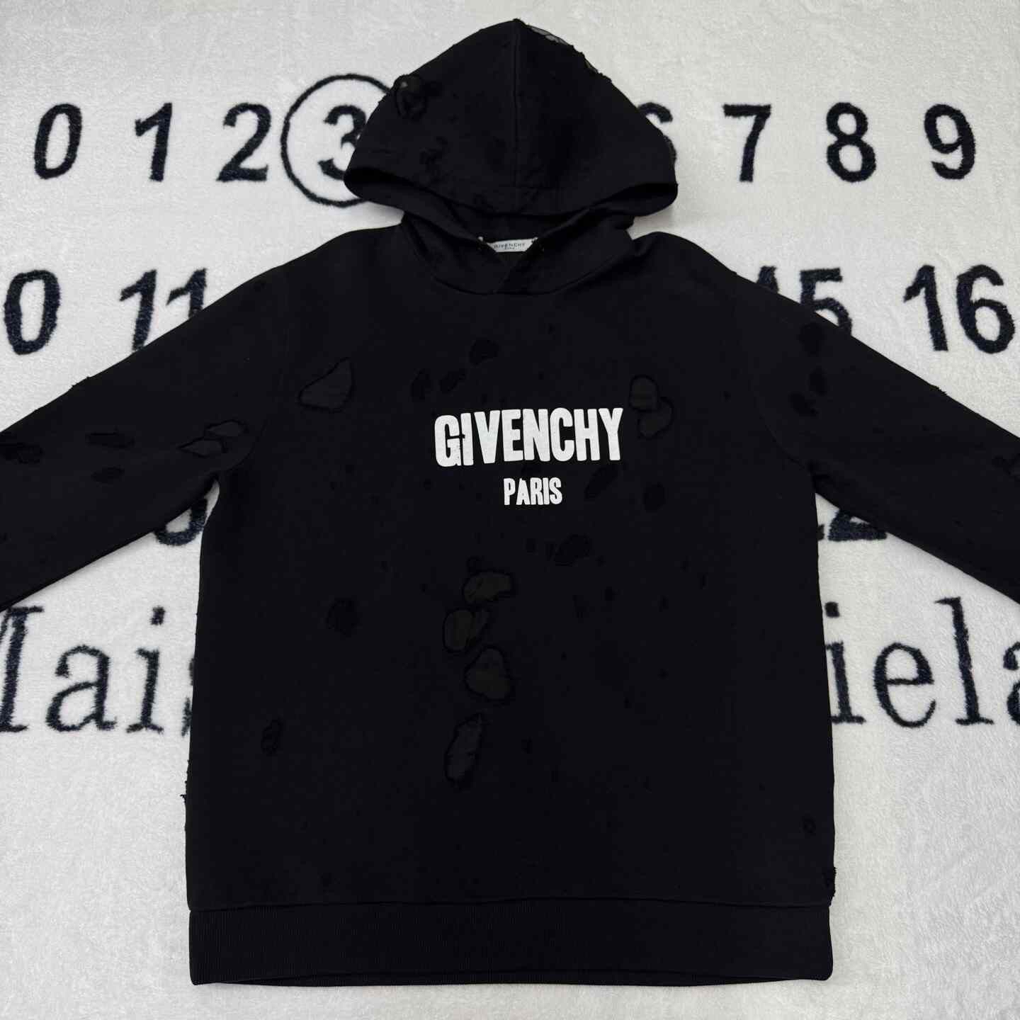 Givenchy Givenchy Distressed Black Hoodie XXL Men Size US XXL / EU 58 / 5 - 1 Thumbnail