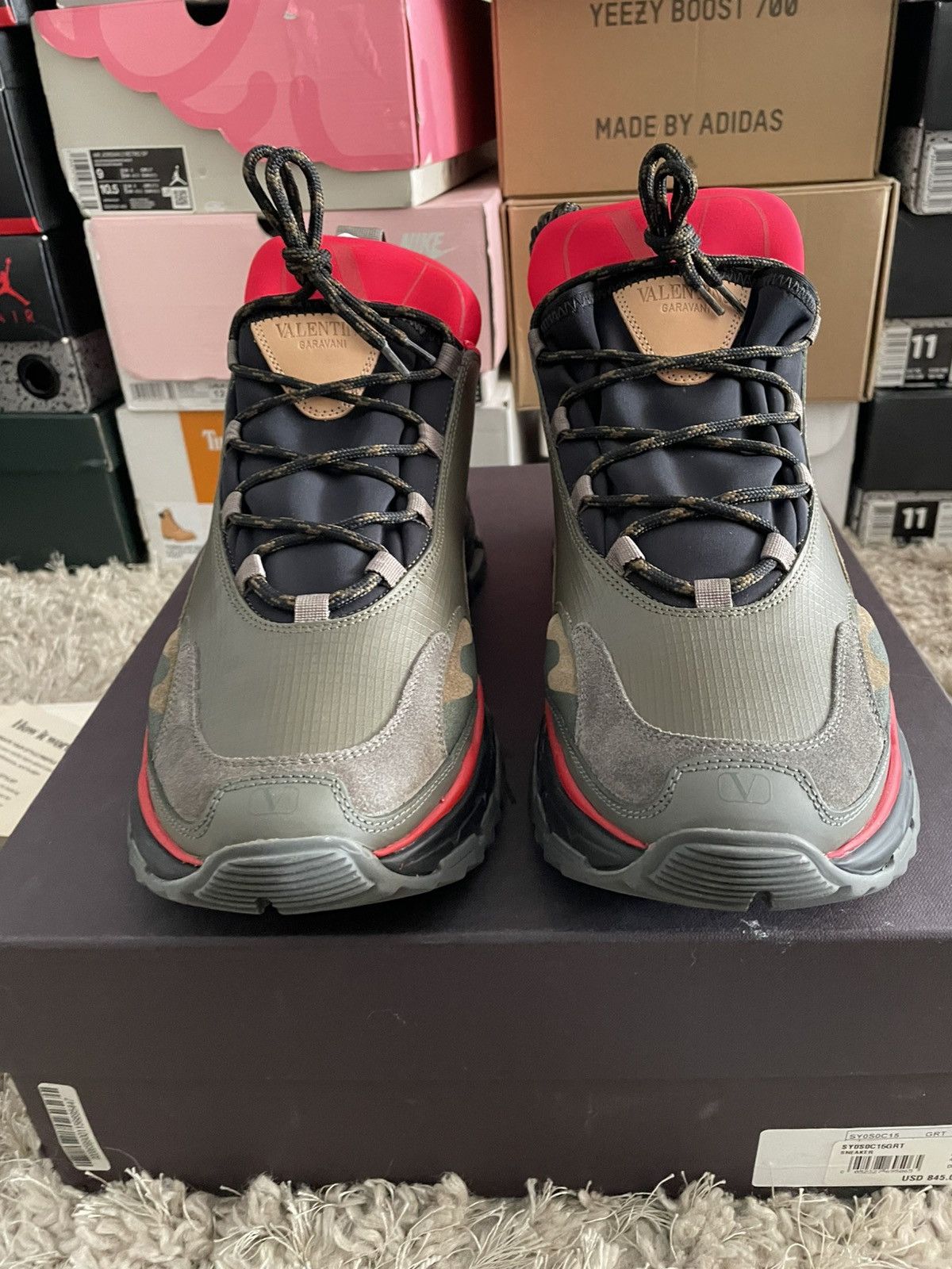 Valentino Valentino Garavani Trekking Sneakers in khaki green and red Size US 11 / EU 44 - 4 Thumbnail