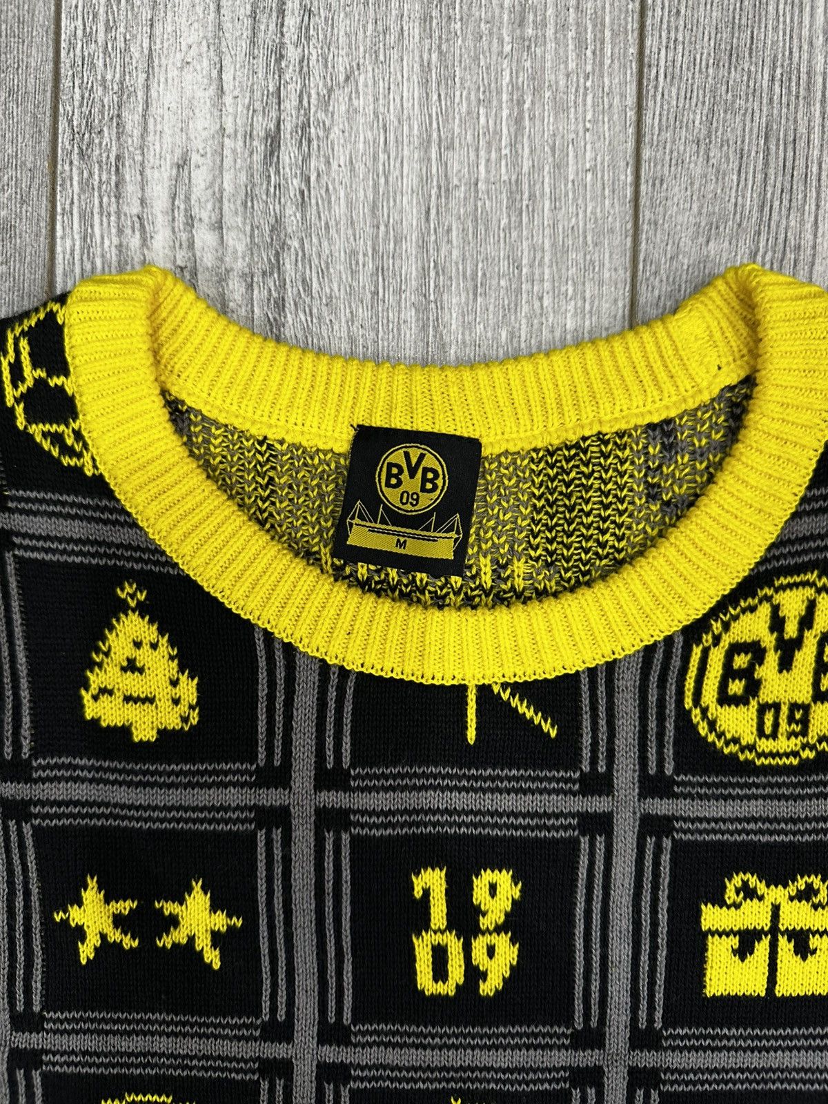 Other Borussia Dortmund BVB Christmas Jumper 2022 Size US M / EU 48-50 / 2 - 2 Thumbnail