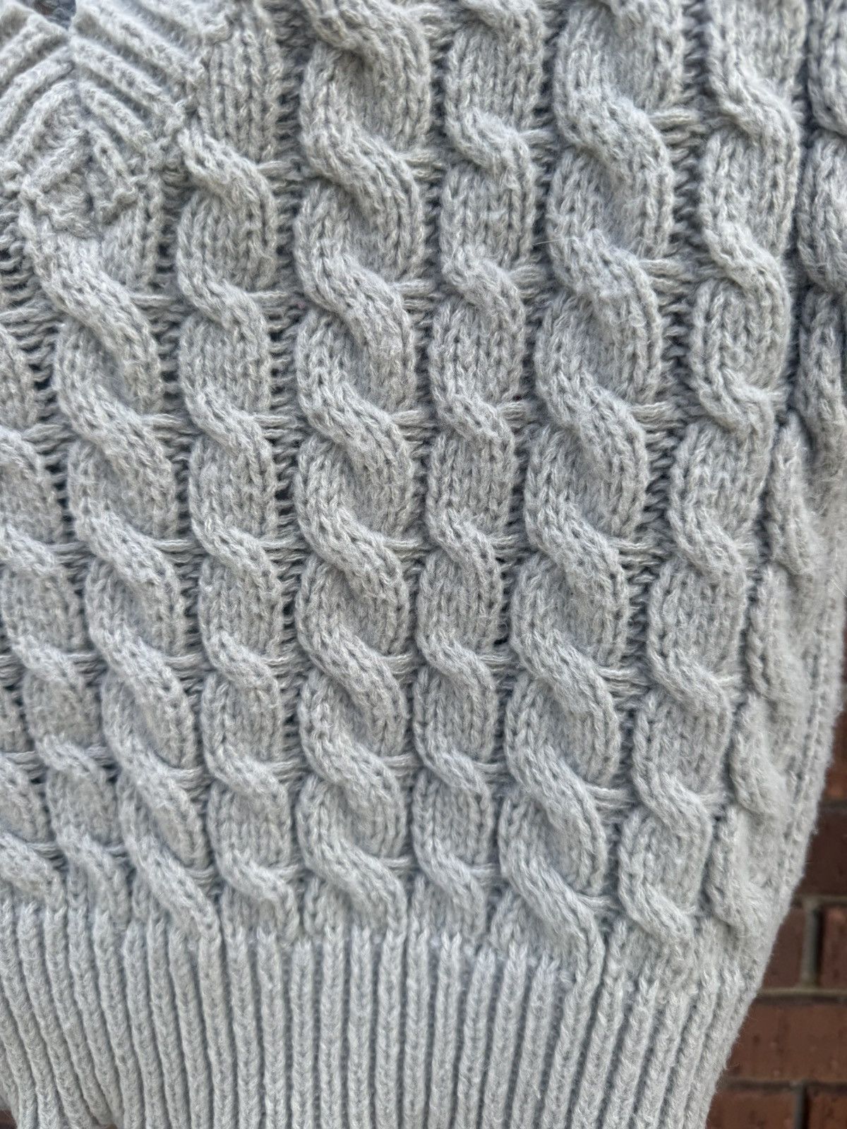 Other Very J Sleeveless Gray Cable Knit Sweater Vest Top Medium Size M / US 6-8 / IT 42-44 - 3 Thumbnail