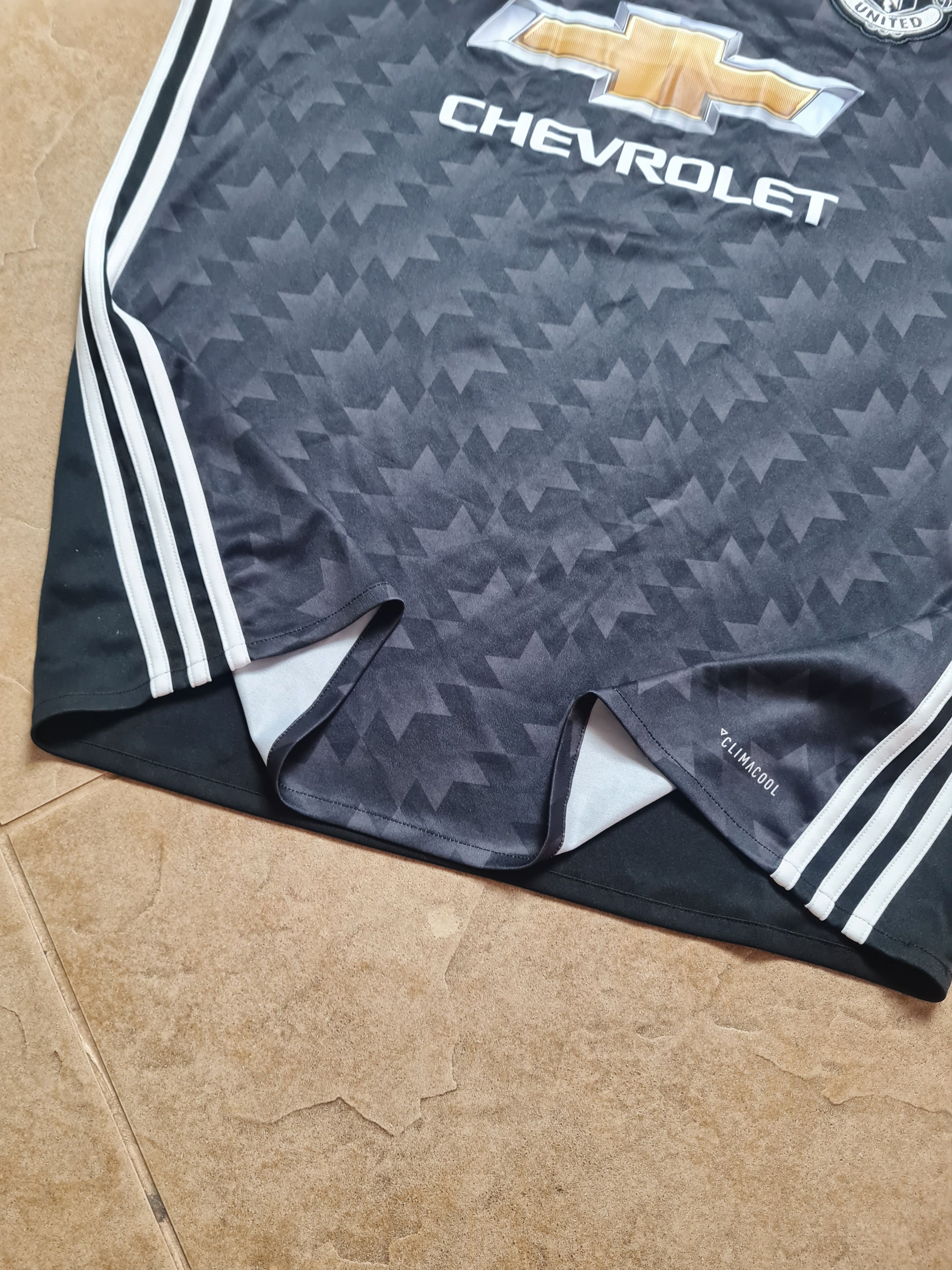 Adidas Jersey Manchester United Adidas Black 2017-18 Soccer Shirt L Size US L / EU 52-54 / 3 - 4 Thumbnail