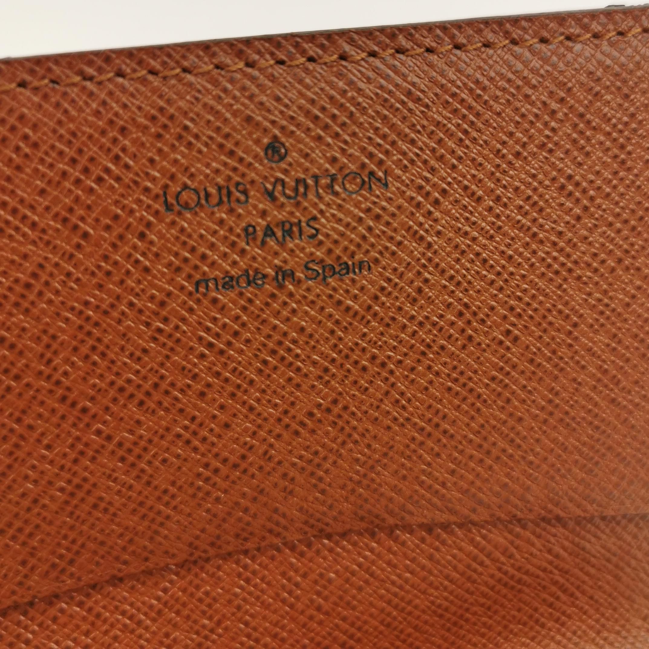 Louis Vuitton Louis Vuitton (LV) Cowhide Monogram Print Card Holder -y250 Size ONE SIZE - 4 Thumbnail