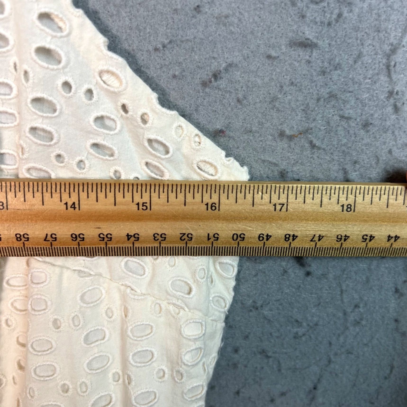 Loft Loft White Eyelet Cotton Sleeveless A-Line Dress Womens Size 6 Short Dress Size M / US 6-8 / IT 42-44 - 5 Thumbnail