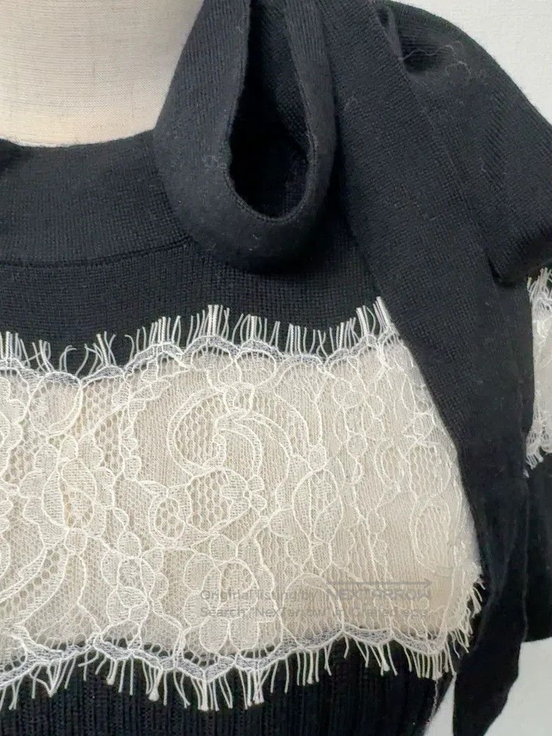 Valentino Valentino Wool lace princess dress Size M / US 6-8 / IT 42-44 - 2 Thumbnail