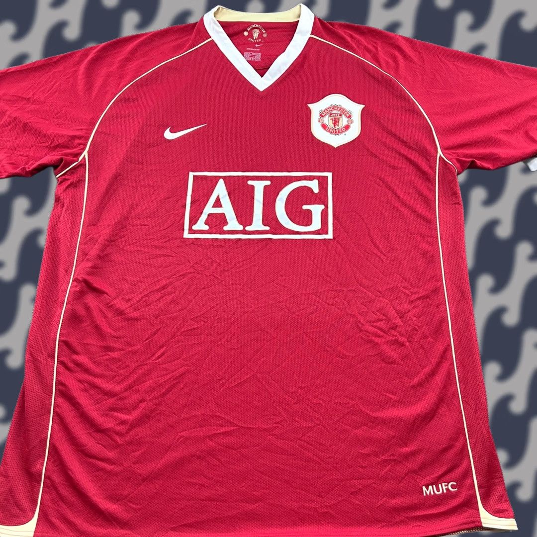 Nike Nike Manchester United Football Jersey Shirt XL Men's Red Short Sleeve Pullover Quick Dry Moisture Wicking Size US XL / EU 56 / 4 - 1 Thumbnail