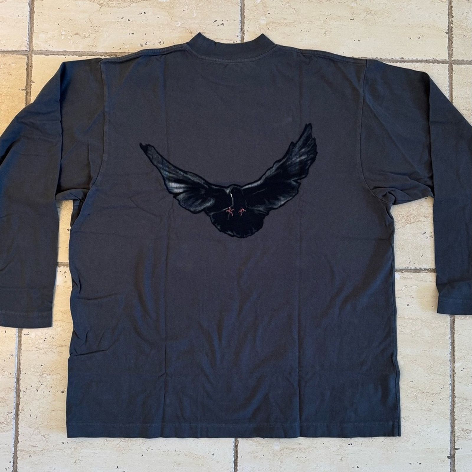 Yeezy YZY GAP Dove Long Sleeve Tshirt Color Grey Size M Authentic Size US M / EU 48-50 / 2 - 6 Thumbnail
