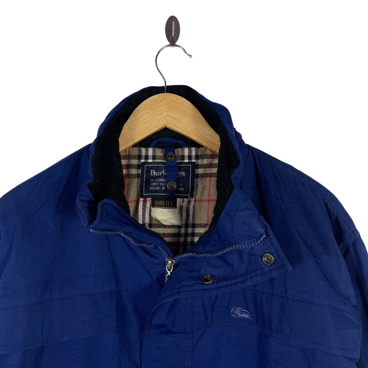 Burberry Burberrys of London Gore-Tex Puffer Jacket | Made in England Size US XL / EU 56 / 4 - 5 Thumbnail