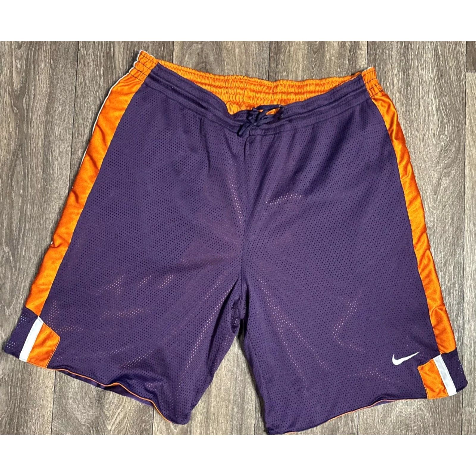 Nike VINTAGE Nike Reversible Basketball Athletic Shorts Orange Purple L/XL Mens Activewear 34” Waist 10” Inseam Size US 33 - 2 Thumbnail
