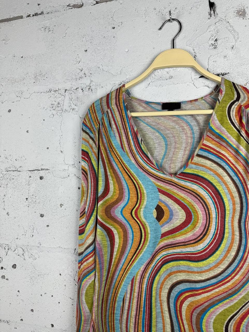 Paul Smith Luxury Paul Smith Iconic Striped V Neck Viscous LS T Shirt Size M / US 6-8 / IT 42-44 - 3 Thumbnail