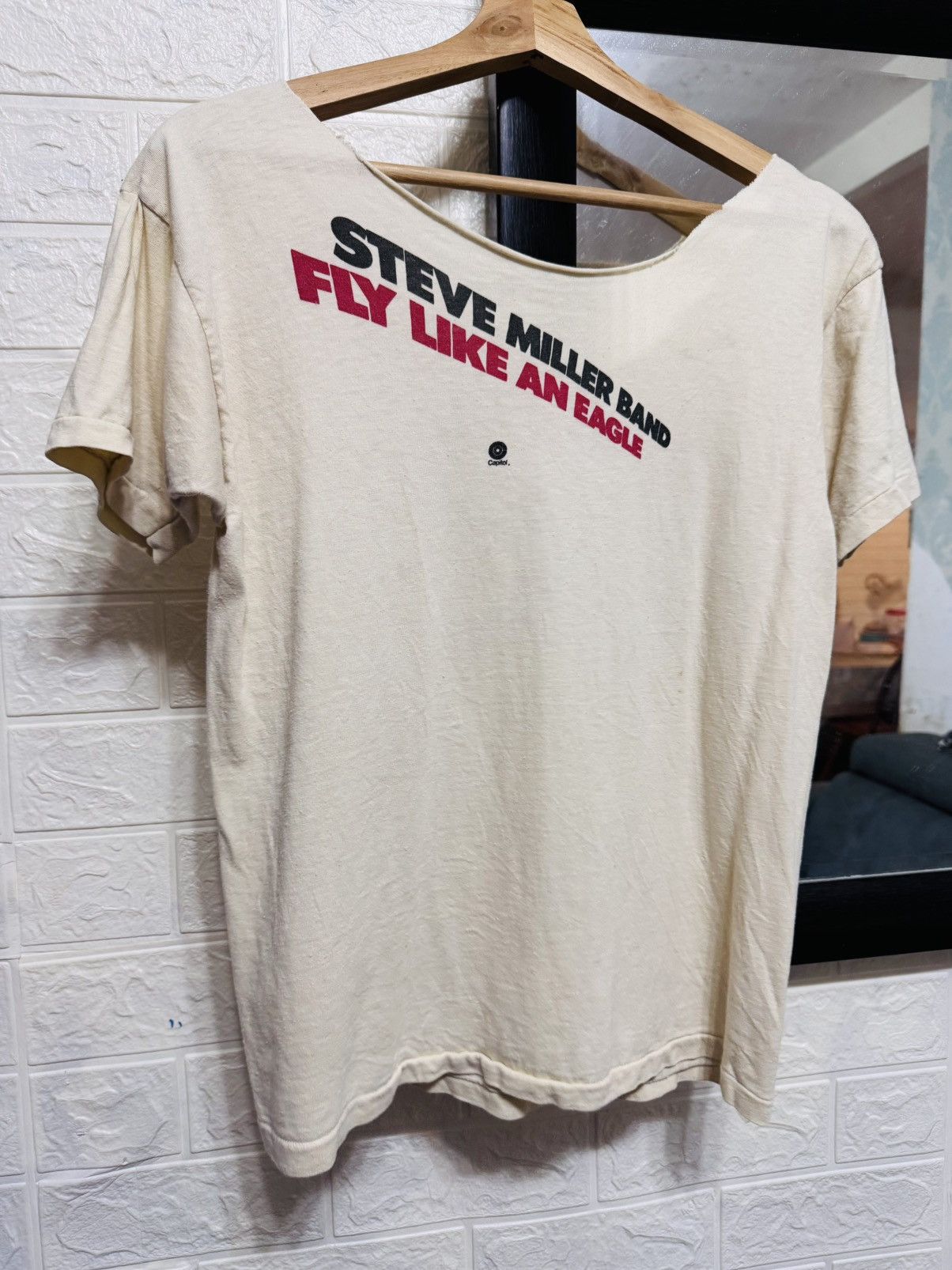 Band Tees Vintage Rare 1976 The Steve miller Band thrashed tees Size US S / EU 44-46 / 1 - 2 Thumbnail