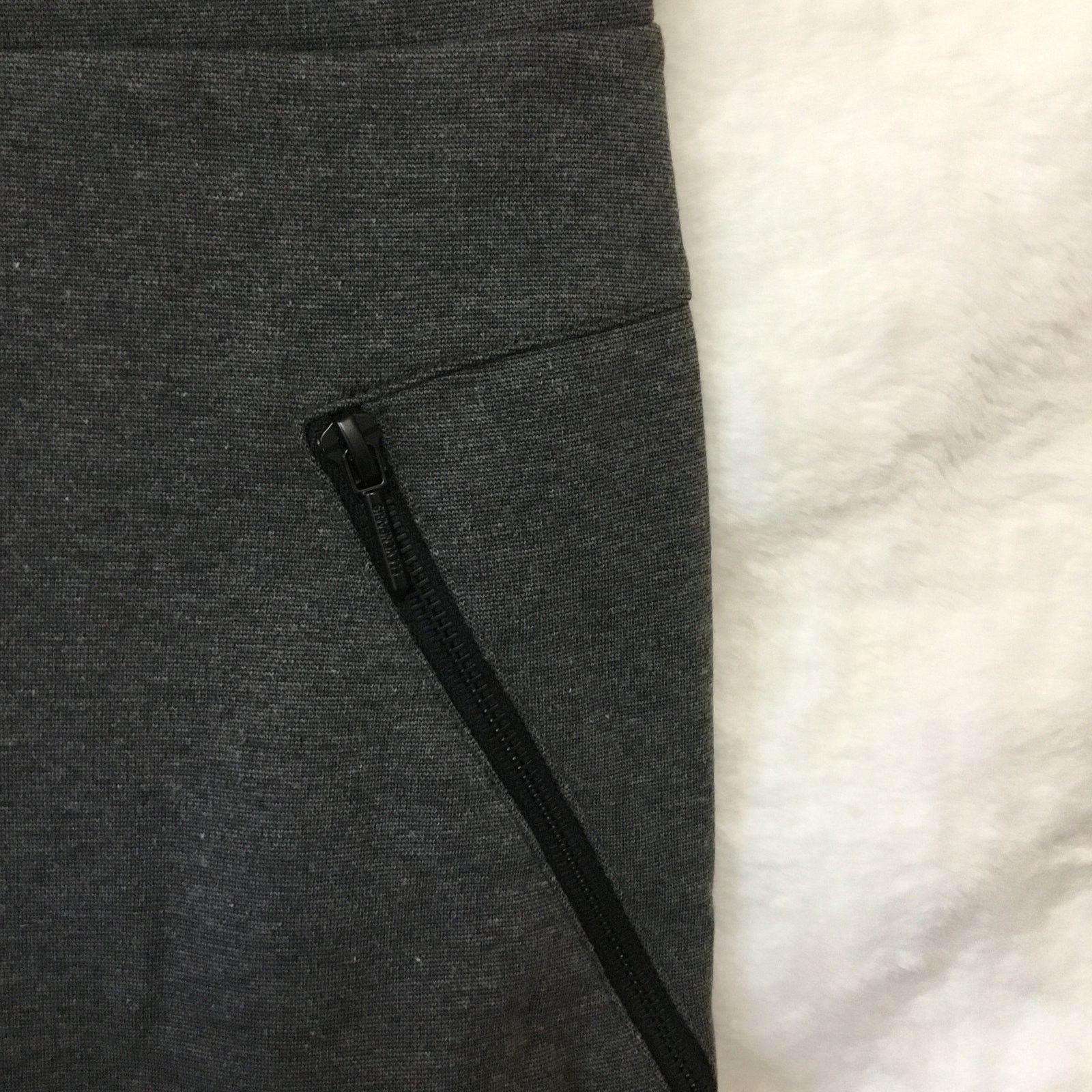Eleven Paris Eleven Paris Gray Knit Pencil Skirt Size 26" / US 2 / IT 38 - 2 Thumbnail