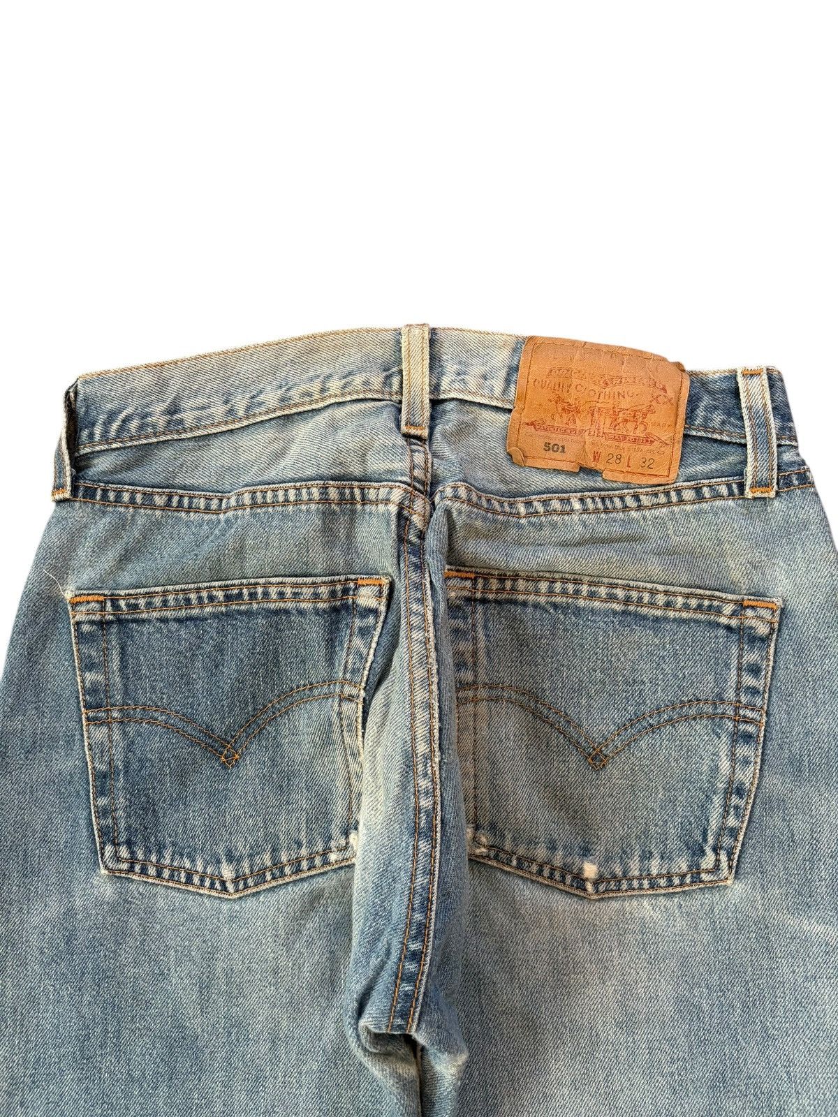 Levi's Vintage 90s Levis 501 Faded Wash Distressed Jeans Size US 26 / EU 42 - 4 Thumbnail