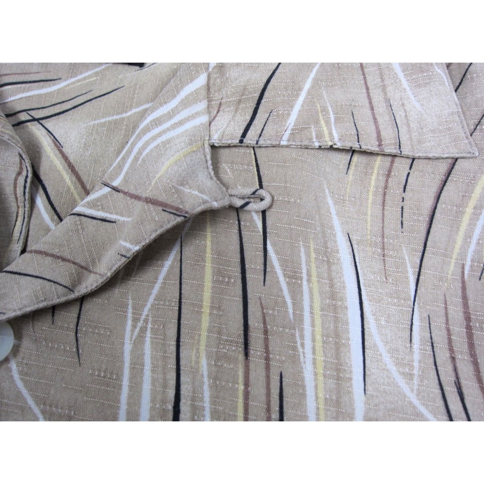 Geoffrey Beene Geoffrey Beene Shirt Mens M Brown Silk Vintage Collar Button-Up Short Sleeve Geometric Pattern Camp Hawaii Size US M / EU 48-50 / 2 - 5 Thumbnail