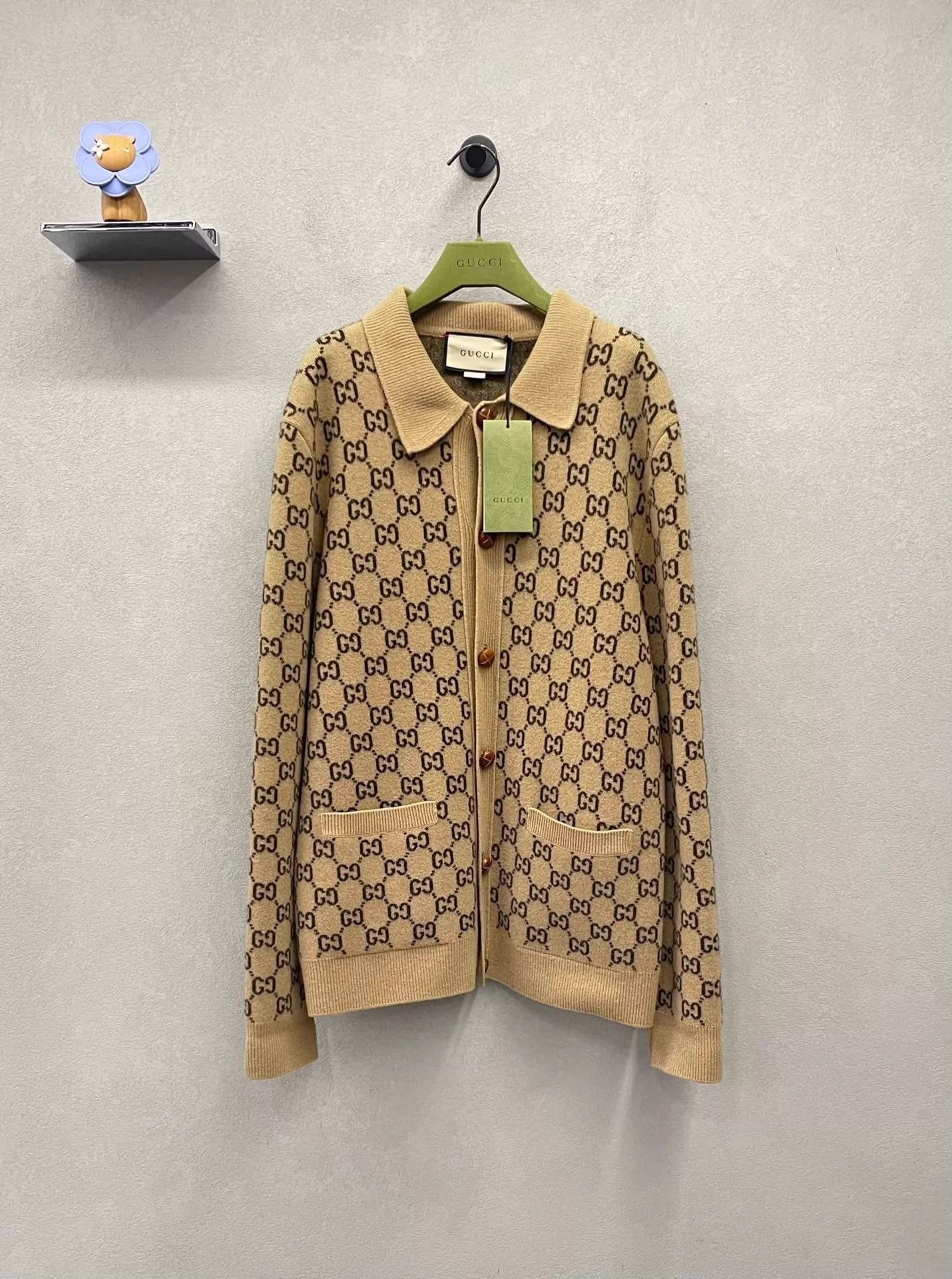 Gucci GUCCI Camel GG All Over Print Wool Knit Sweater M Size US M / EU 48-50 / 2 - 1 Thumbnail