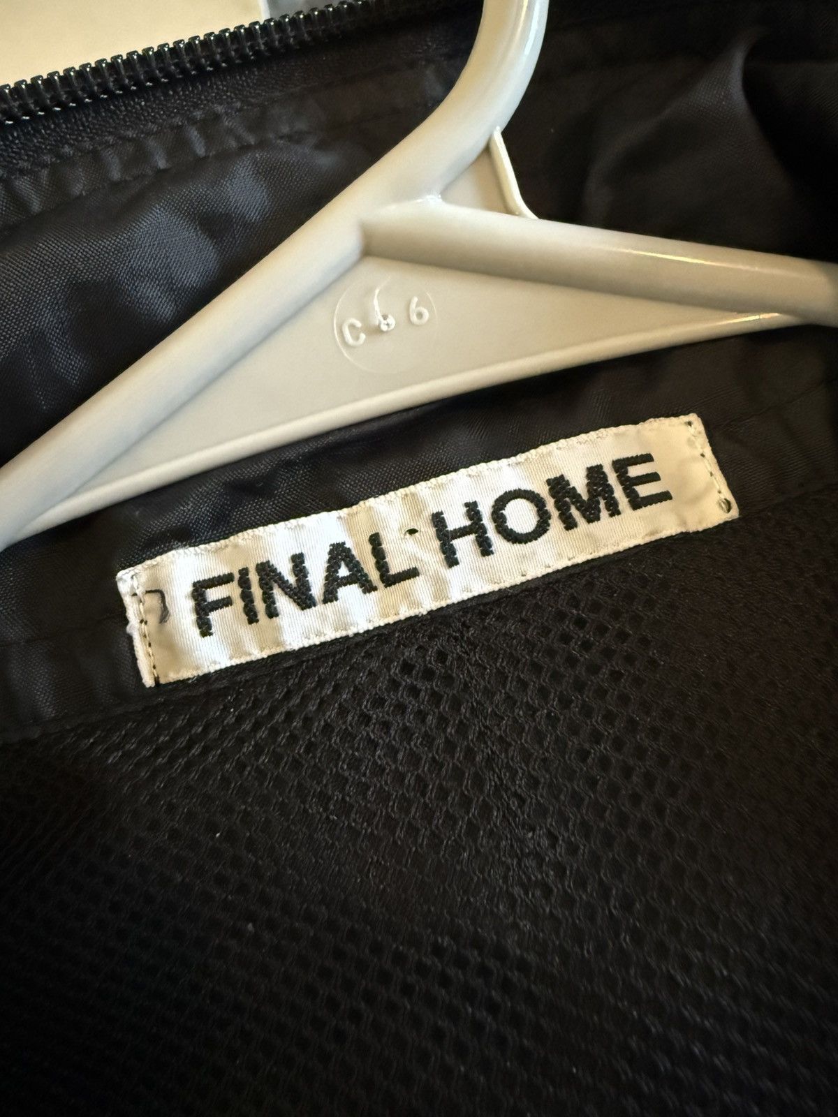 Final Home Final Home Survival Cargo Vest Size US S / EU 44-46 / 1 - 4 Thumbnail