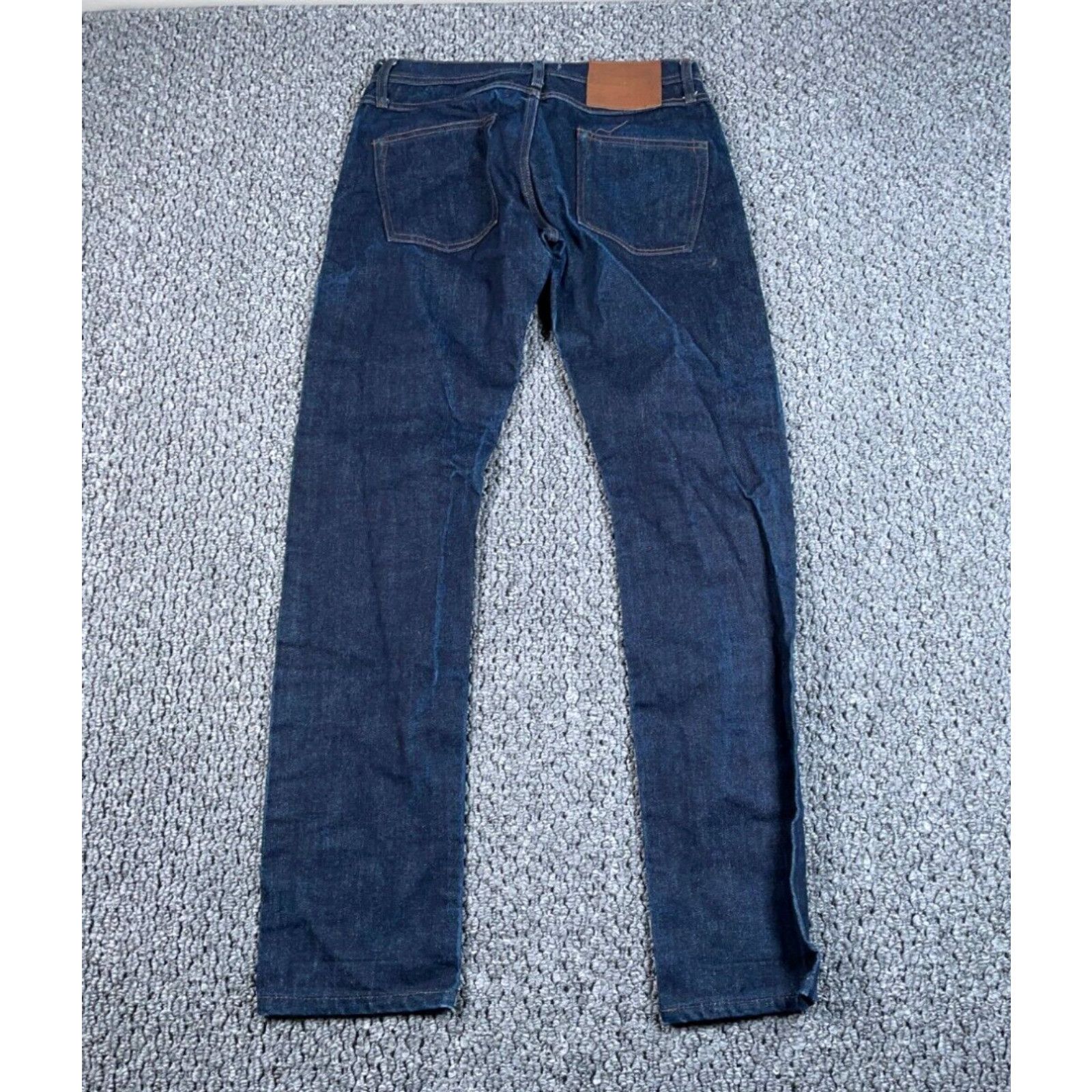 image of Vintage The Unbranded Ub101 Skinny Fit Jeans Men's 30 (31 Tag) Dark Blue Denim Selvedge in White