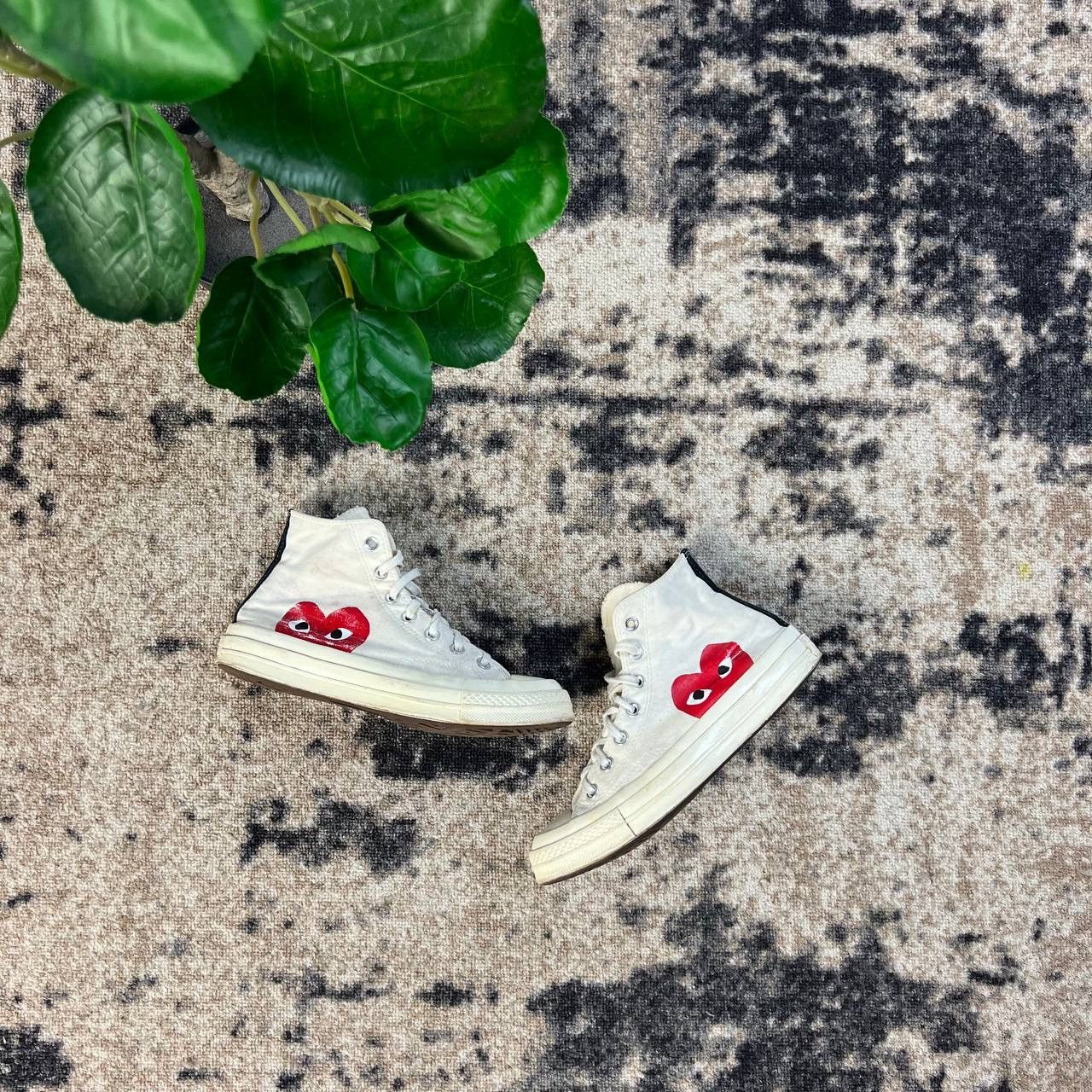Comme des Garcons PLAY × Converse Converse x Comme Des Garcons PLAY Hi Top Sneakers Size US 8 / IT 38 - 1 Thumbnail