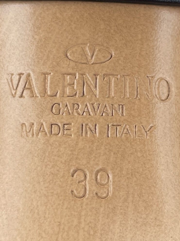 Valentino VALENTINO GARAVANI Black leather sandals 39 size 24-24.5 st Size US 8 / IT 38 - 7 Thumbnail