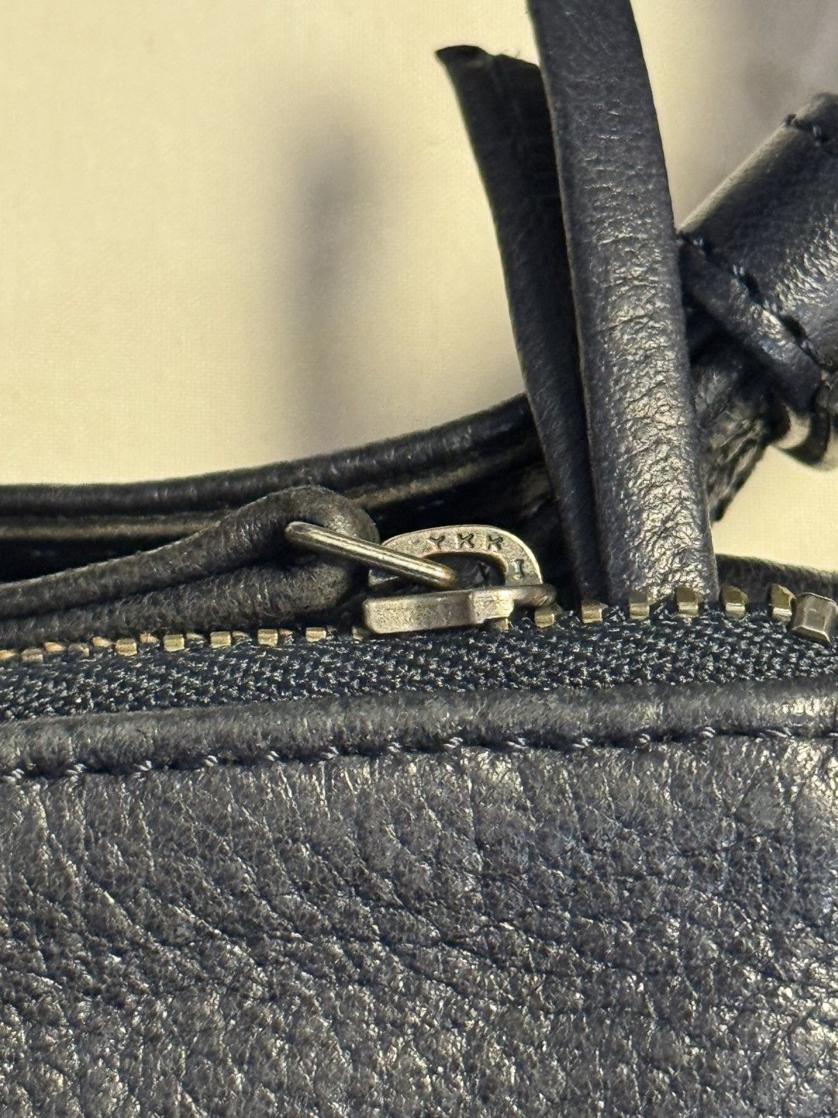 agnes b. Agnes B. leather shoulder bag. Size ONE SIZE - 8 Thumbnail