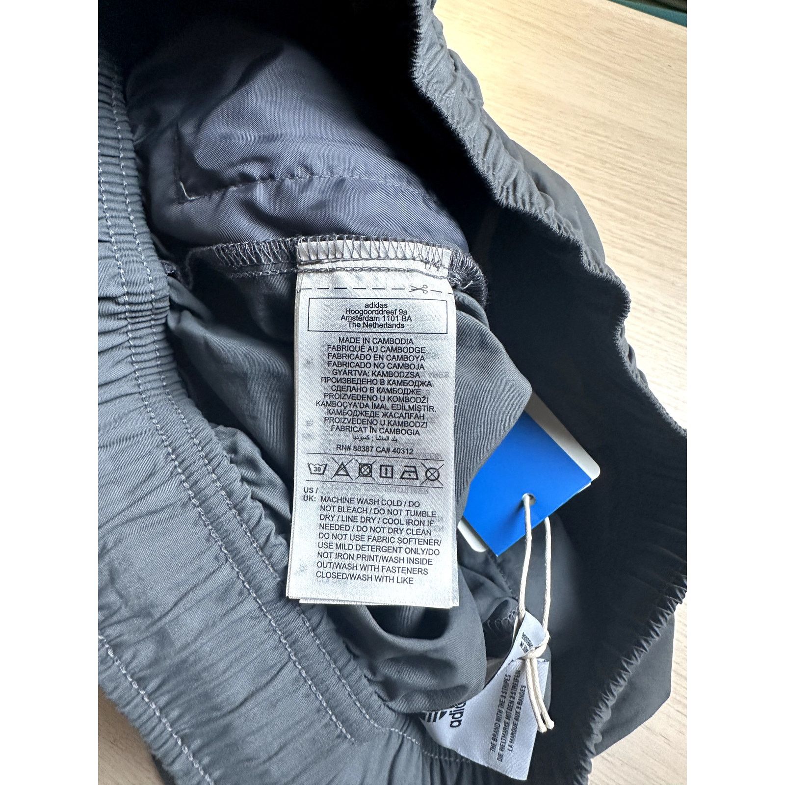Adidas SOLD OUT! Adidas Essentials Woven Cargo Pants - Size S -NEW Size 26" / US 2 / IT 38 - 9 Thumbnail