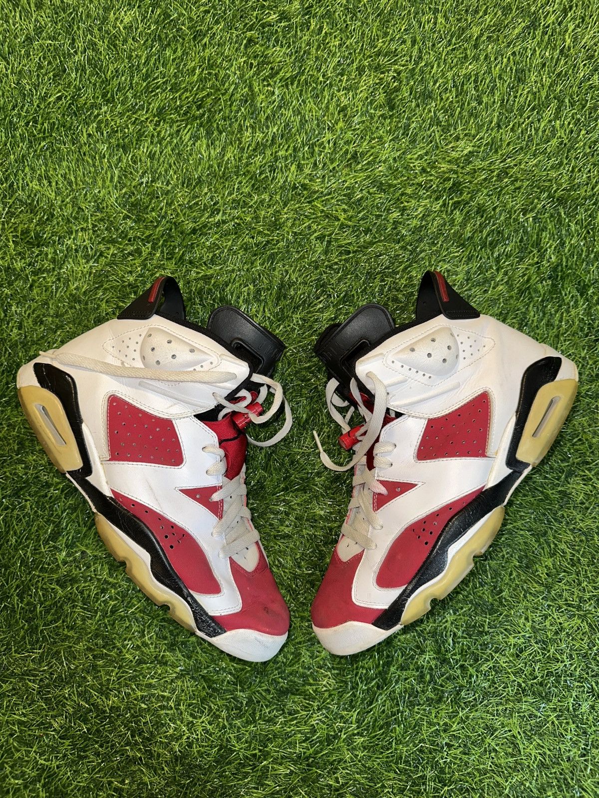 Nike air jordan retro carmine size