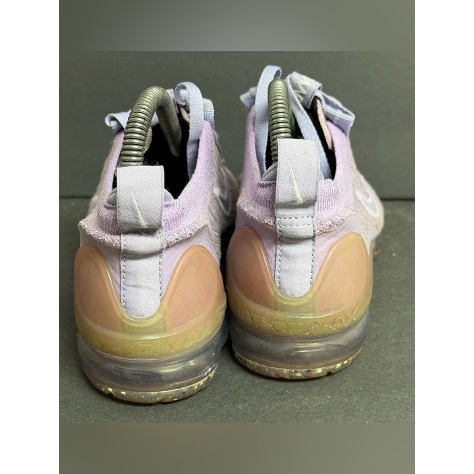Nike WOMENS NIKE AIR VAPORMAX 2021 FK FLYKNIT NIGHT LILAC" SZ 6 Size US 6 / EU 39 - 6 Thumbnail