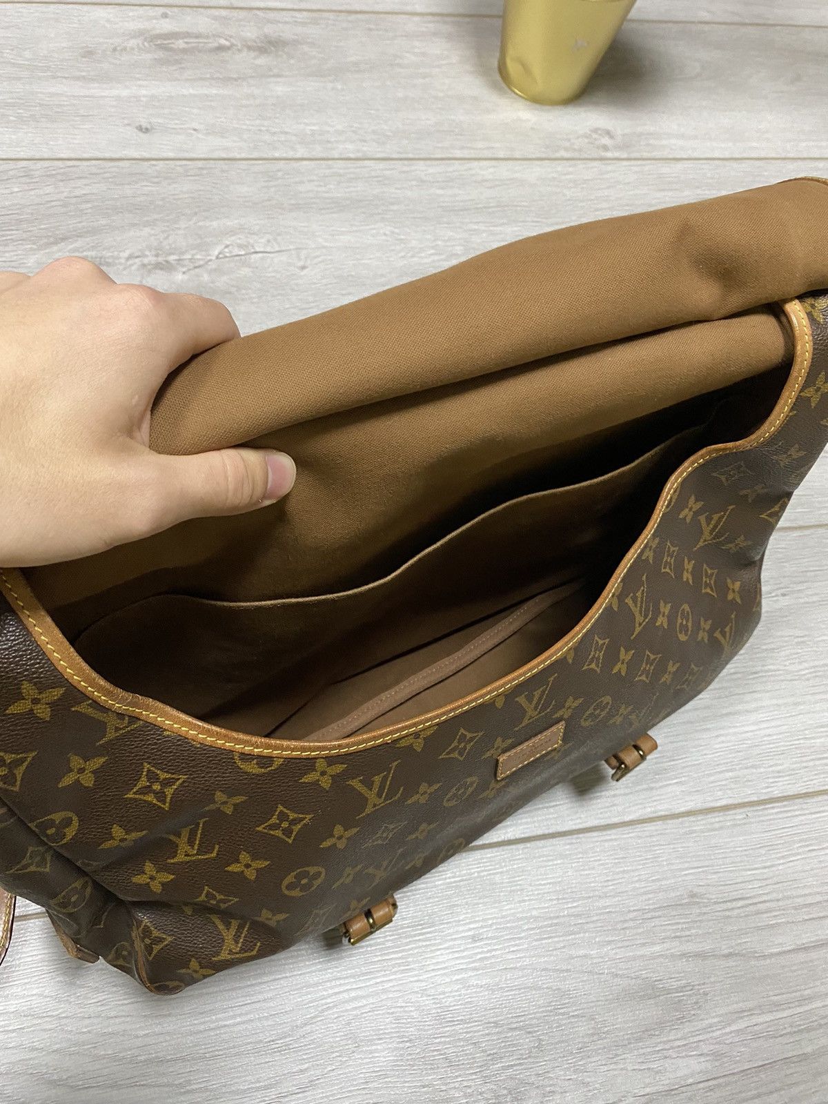 Louis Vuitton Louis Vuitton saumur crossbody bag LV monogram Size ONE SIZE - 12 Thumbnail