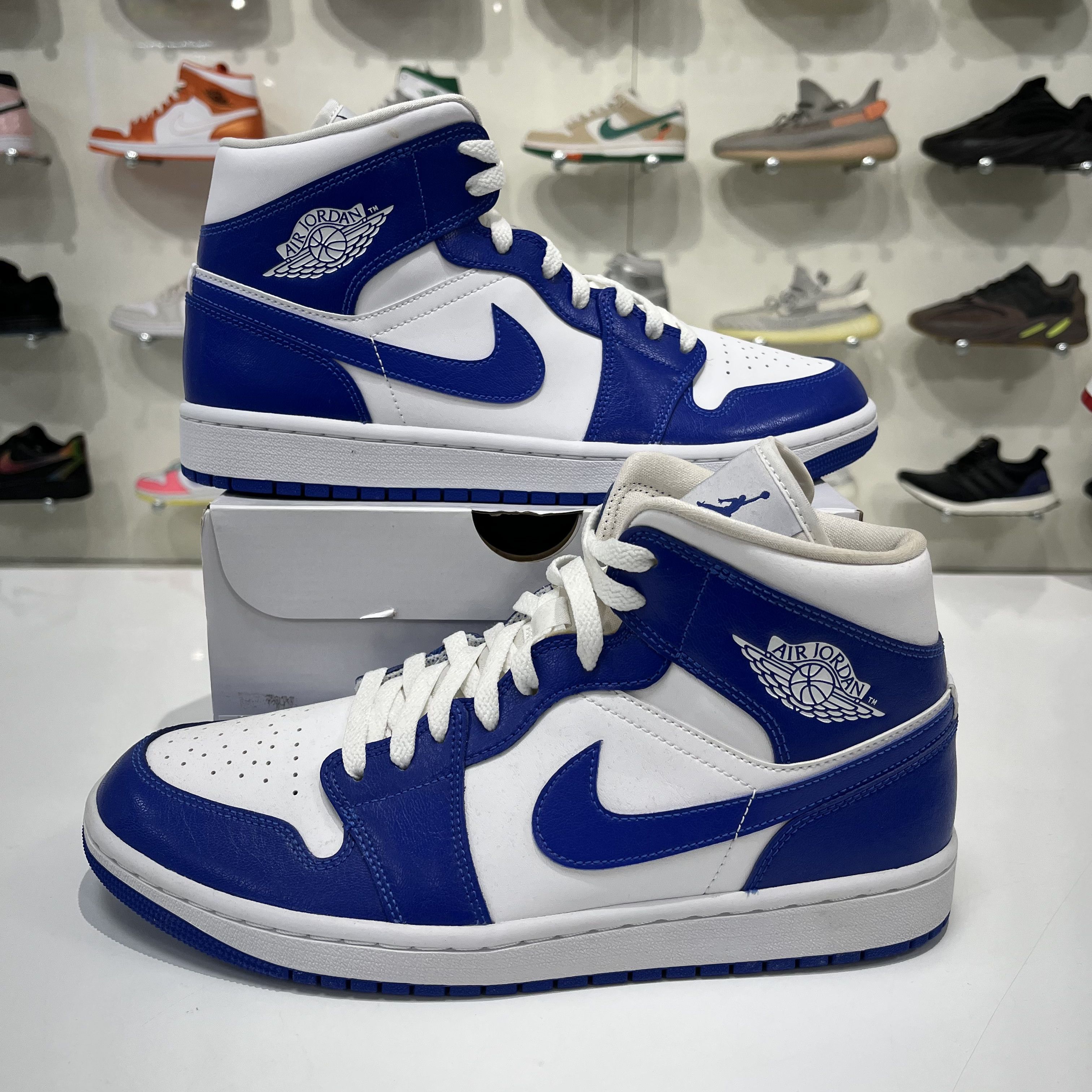Nike Air Jordan 1 Mid Kentucky Blue (W) Size US 11.5 / IT 41.5 - 1 Thumbnail