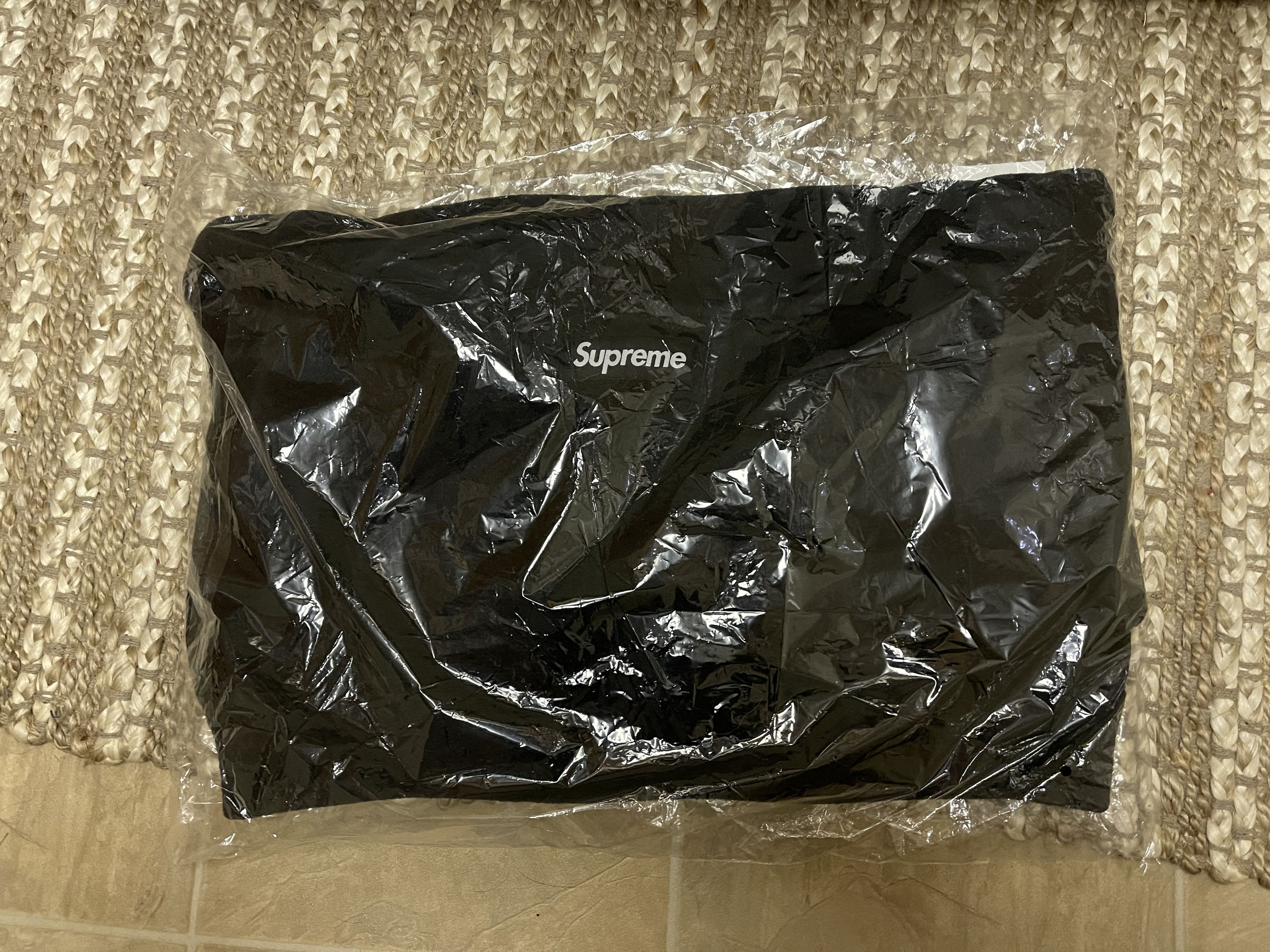 Supreme Polartec Hooded Sweatshirt (FW21) Size US XL / EU 56 / 4 - 5 Thumbnail