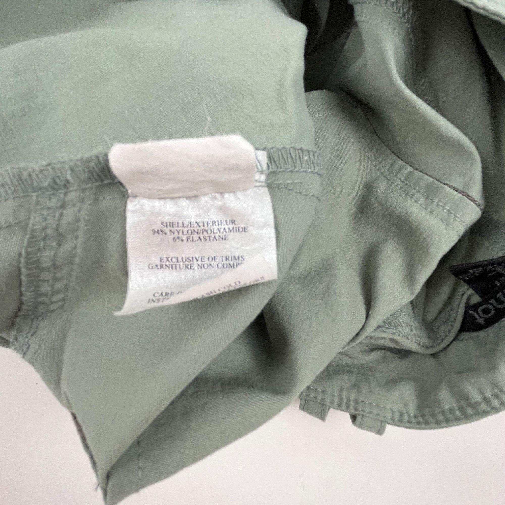 Marmot Marmot Women's Shorts Size 4 Active Outdoor Green Size 28" / US 6 / IT 42 - 4 Thumbnail