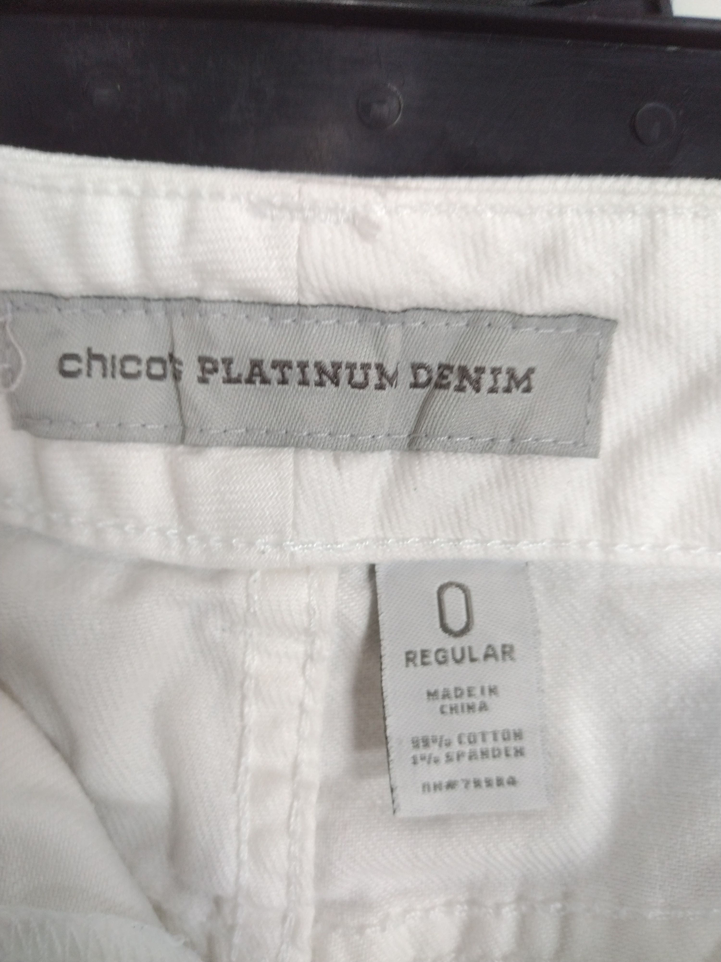 Japanese Brand Simply Nice cool flared jeans.. Chicos platinum denim Size 30" / US 8 / IT 44 - 5 Thumbnail