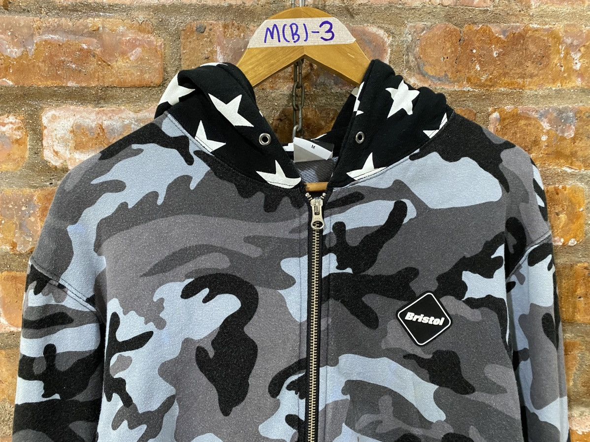 F.C.R.B × Japanese Brand × Sophnet. 2000s FCRD Sophet camo and start zippup hoodie Size US M / EU 48-50 / 2 - 3 Thumbnail