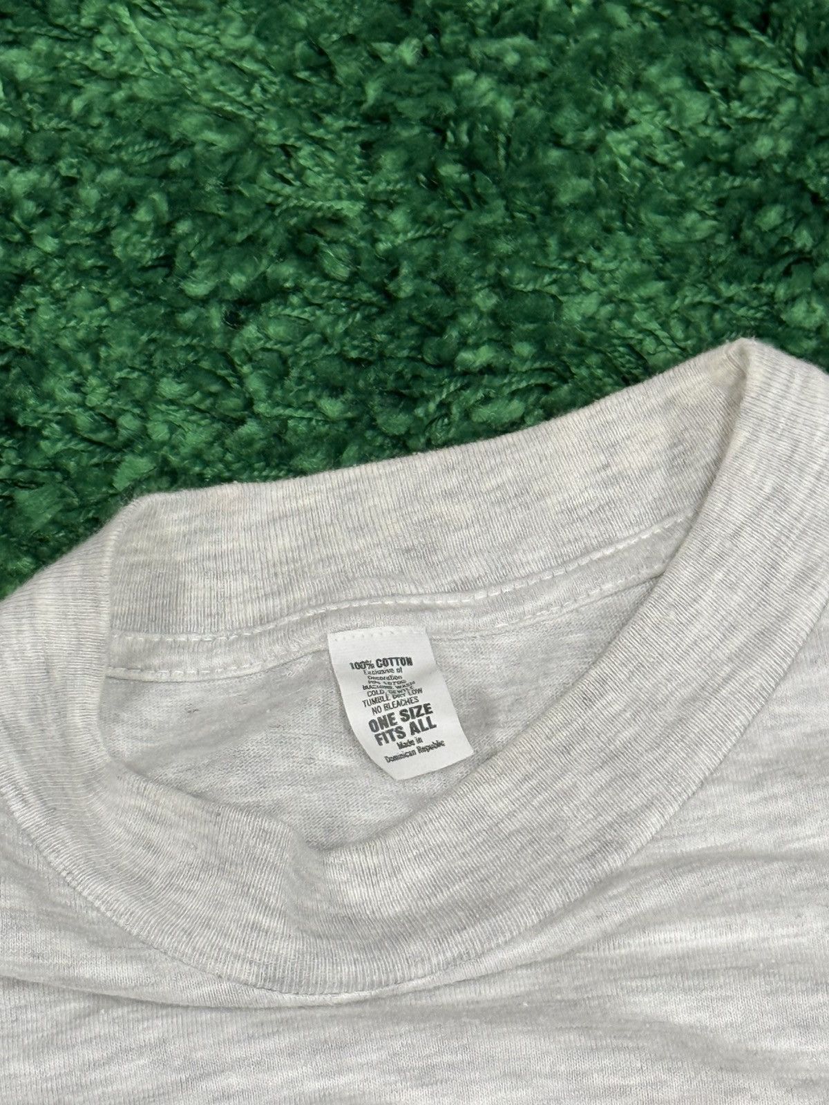 Vintage Vintage Deadstock Christmas Snowman Cartoon Tee Grey 90s Size US XL / EU 56 / 4 - 4 Thumbnail