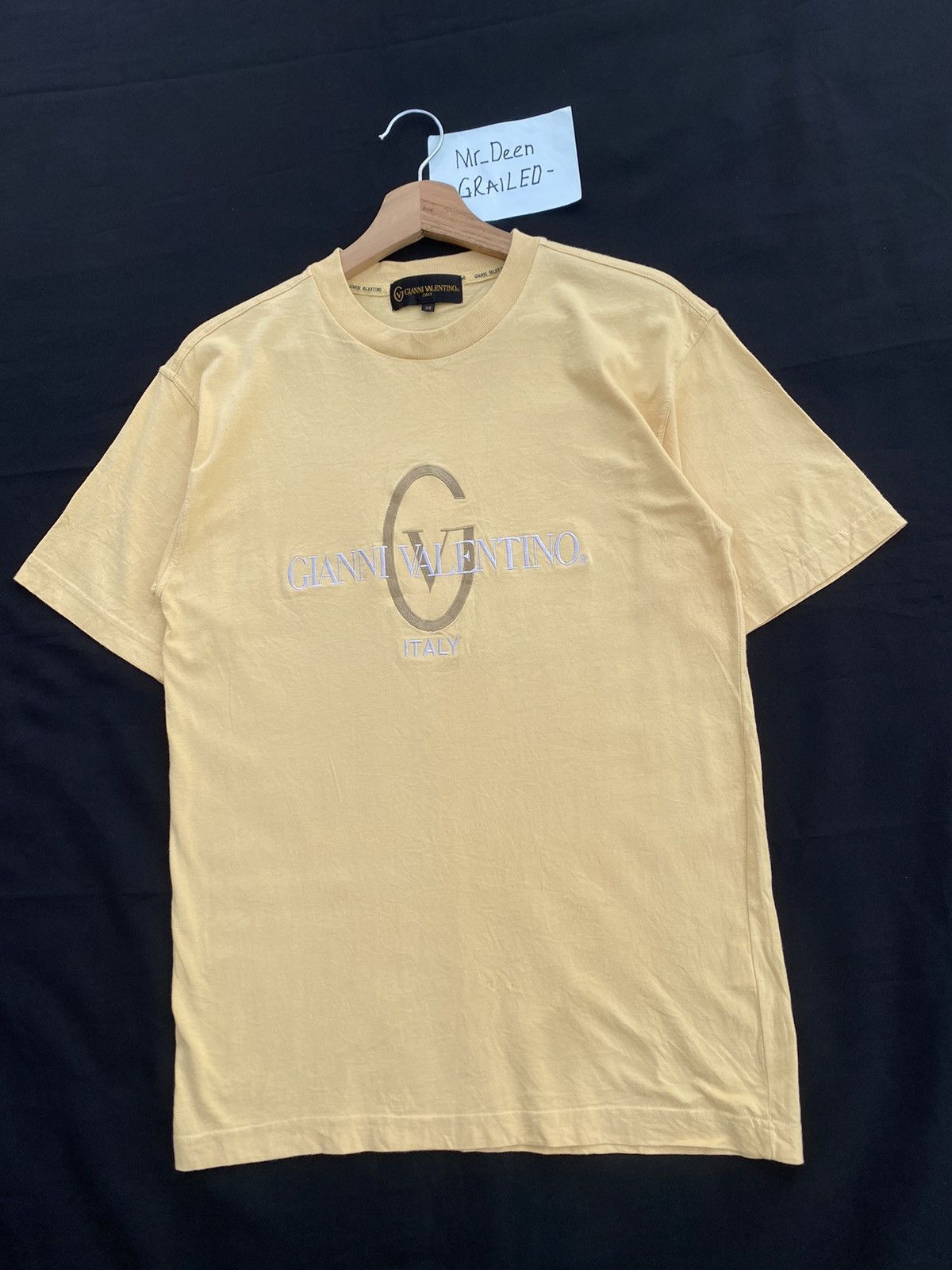 Gianni Valentino Rare Vintage 90s Gianni Valentino Spellout Tshirt Size US M / EU 48-50 / 2 - 4 Thumbnail