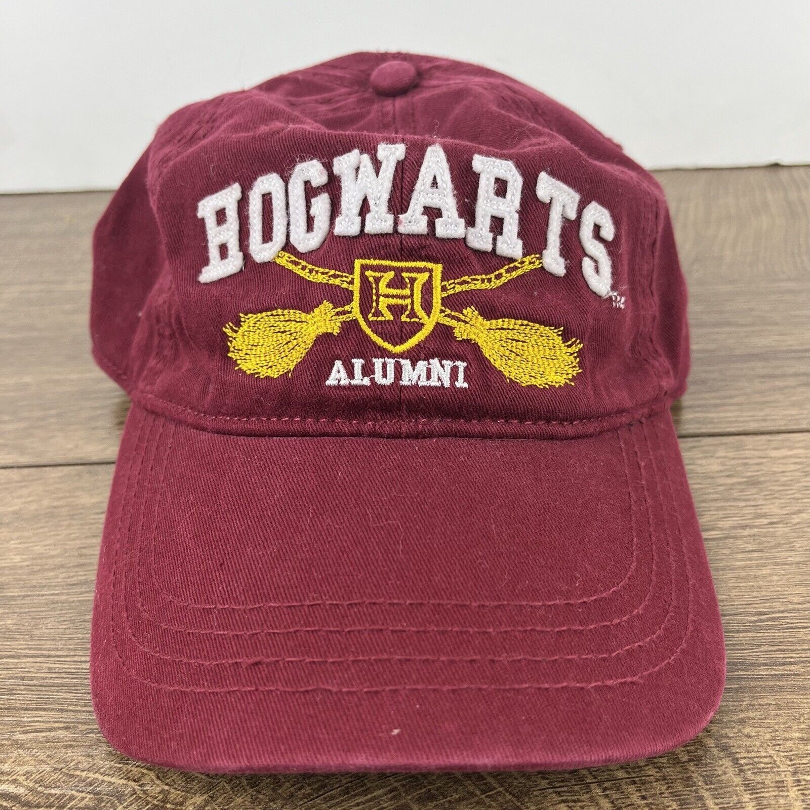 Other Harry Potter Hat Hogwarts Alumni Hat Red Adjustable Hat Red Size ONE SIZE - 5 Thumbnail