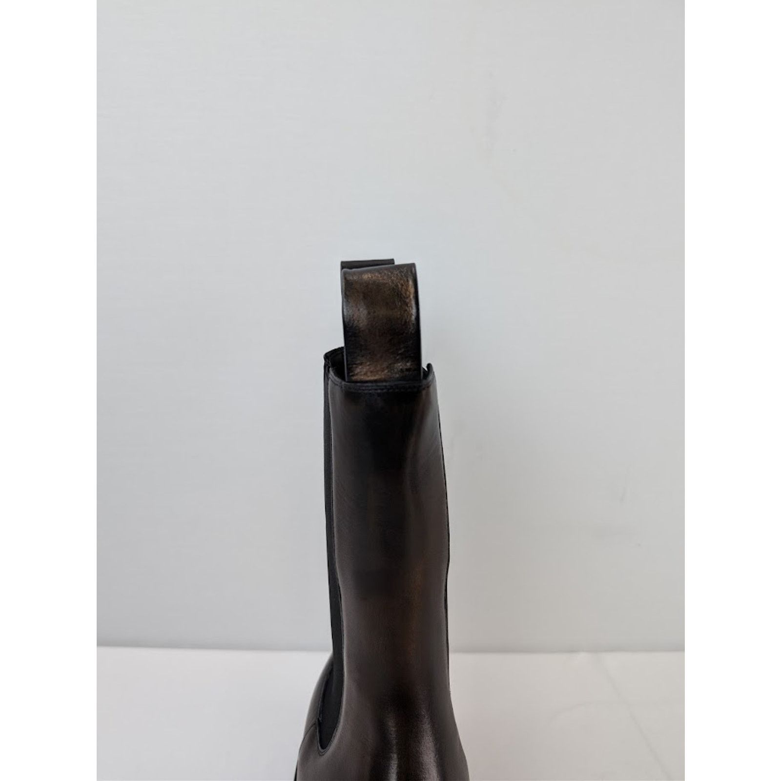 Bottega Veneta o1rshd1 Lug Boots in Ebony Size US 8 / EU 41 - 15 Thumbnail